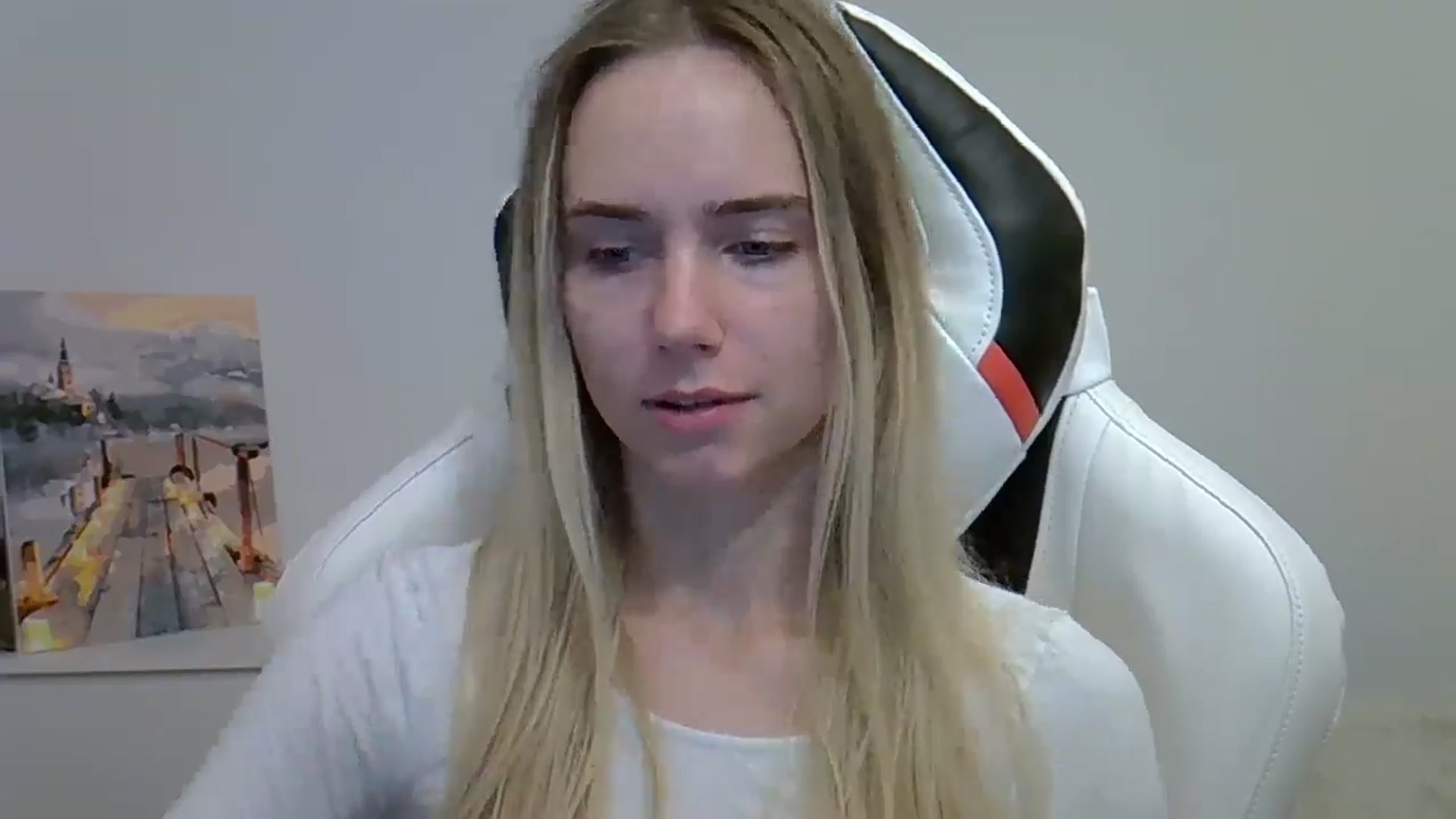 Gallery image thumbnail from OhAlisa's myfreecams stream on, 06/05/2025, 19:58 image 19 of 20