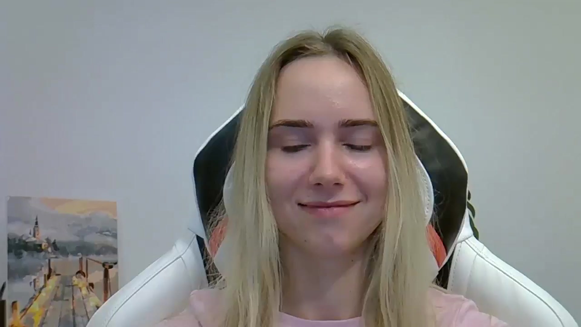 Gallery image thumbnail from OhAlisa's myfreecams stream on, 06/07/2025, 19:58 image 11 of 20