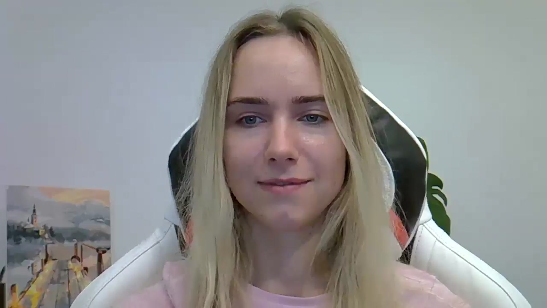 Gallery image thumbnail from OhAlisa's myfreecams stream on, 06/07/2025, 19:58 image 6 of 20