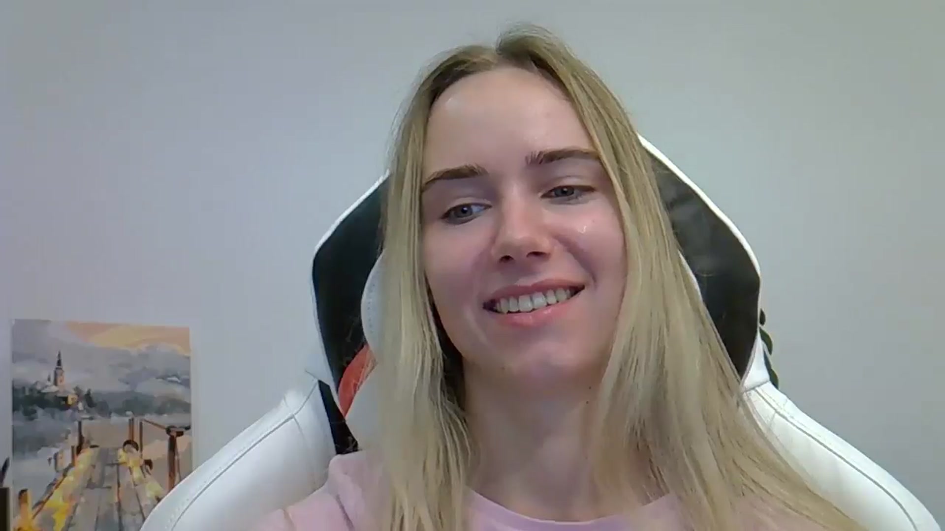 Gallery image thumbnail from OhAlisa's myfreecams stream on, 06/07/2025, 19:58 image 15 of 20