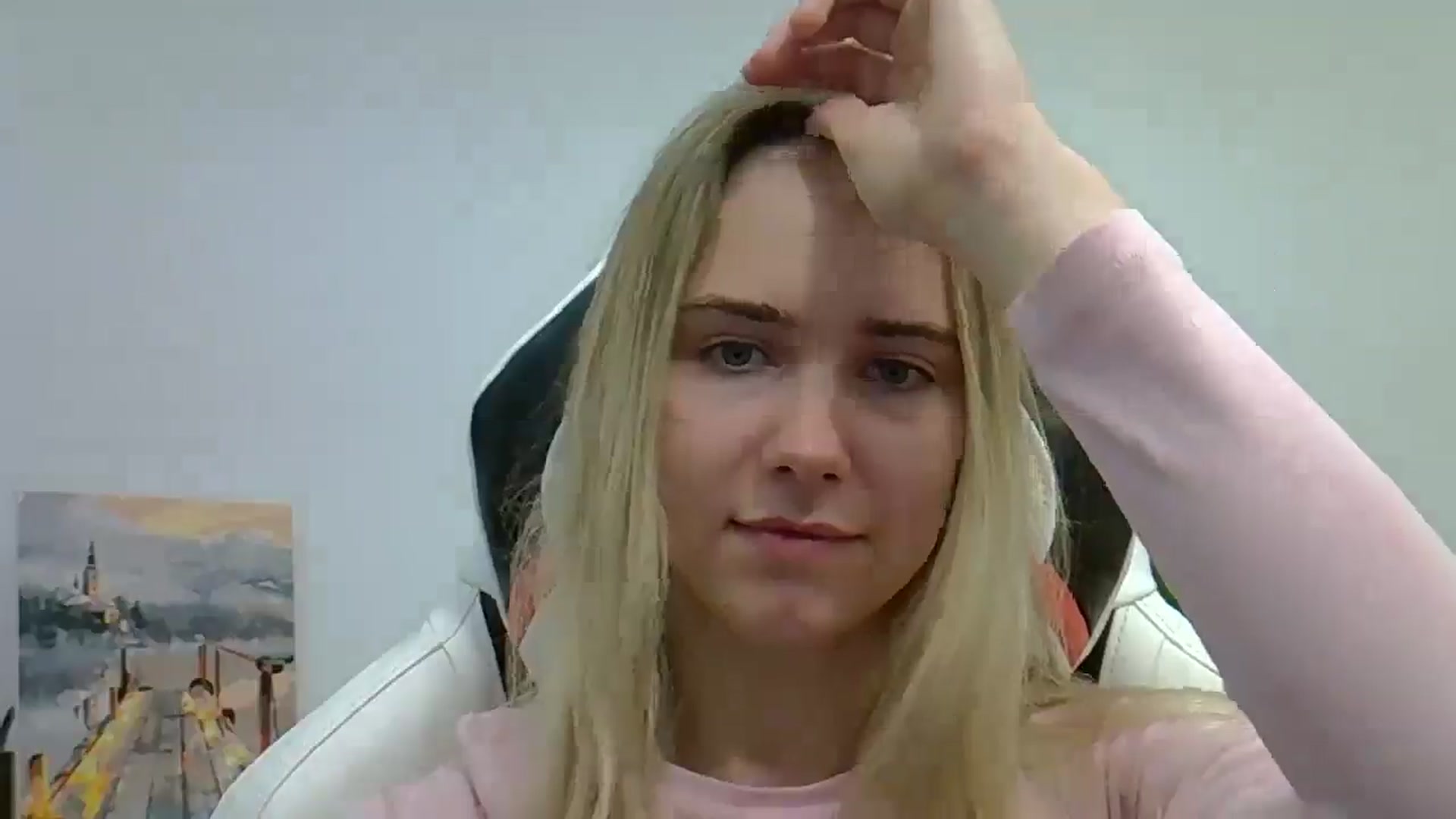 Gallery image thumbnail from OhAlisa's myfreecams stream on, 06/07/2025, 19:58 image 16 of 20