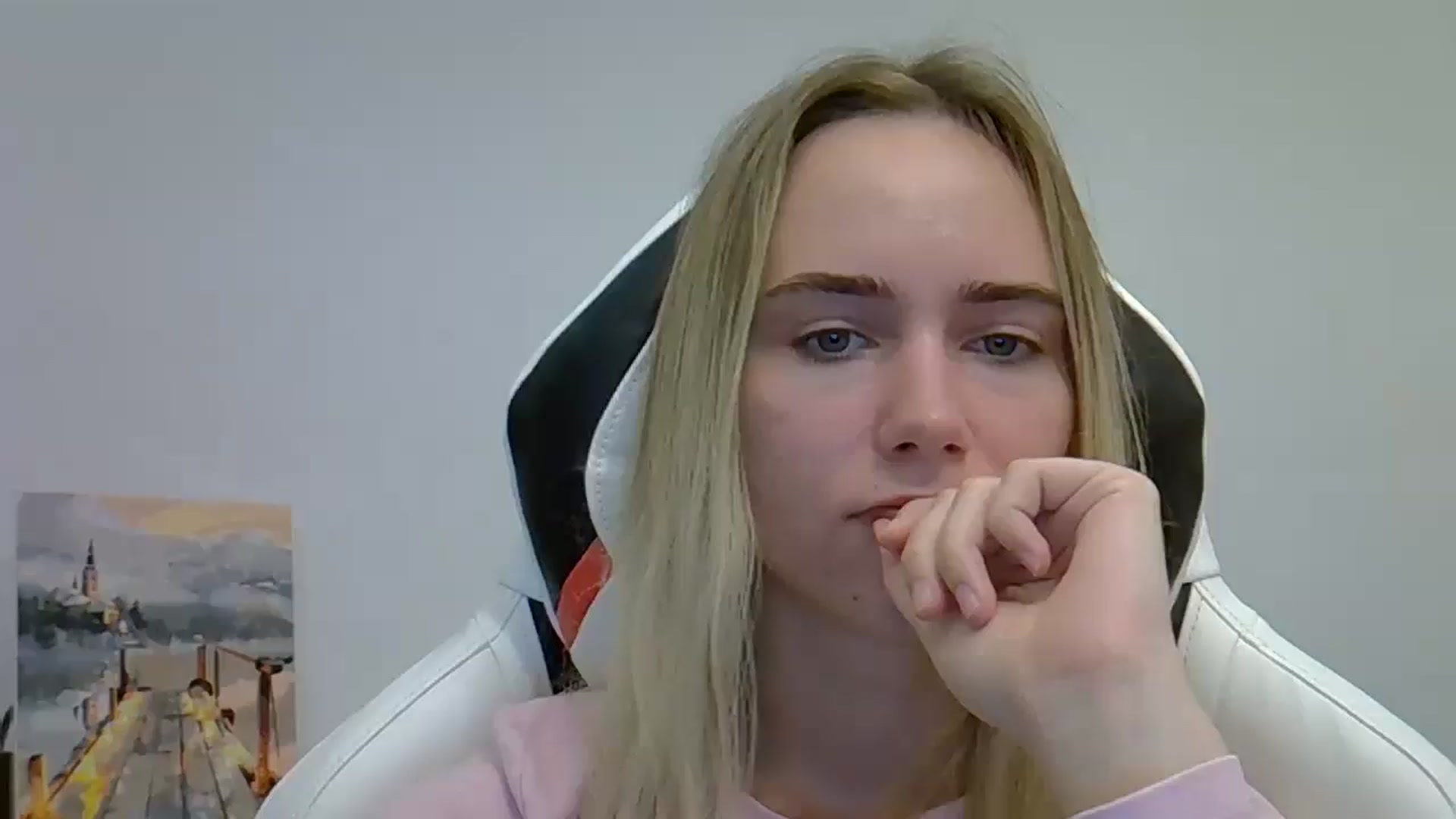 Gallery image thumbnail from OhAlisa's myfreecams stream on, 06/07/2025, 21:04 image 8 of 20