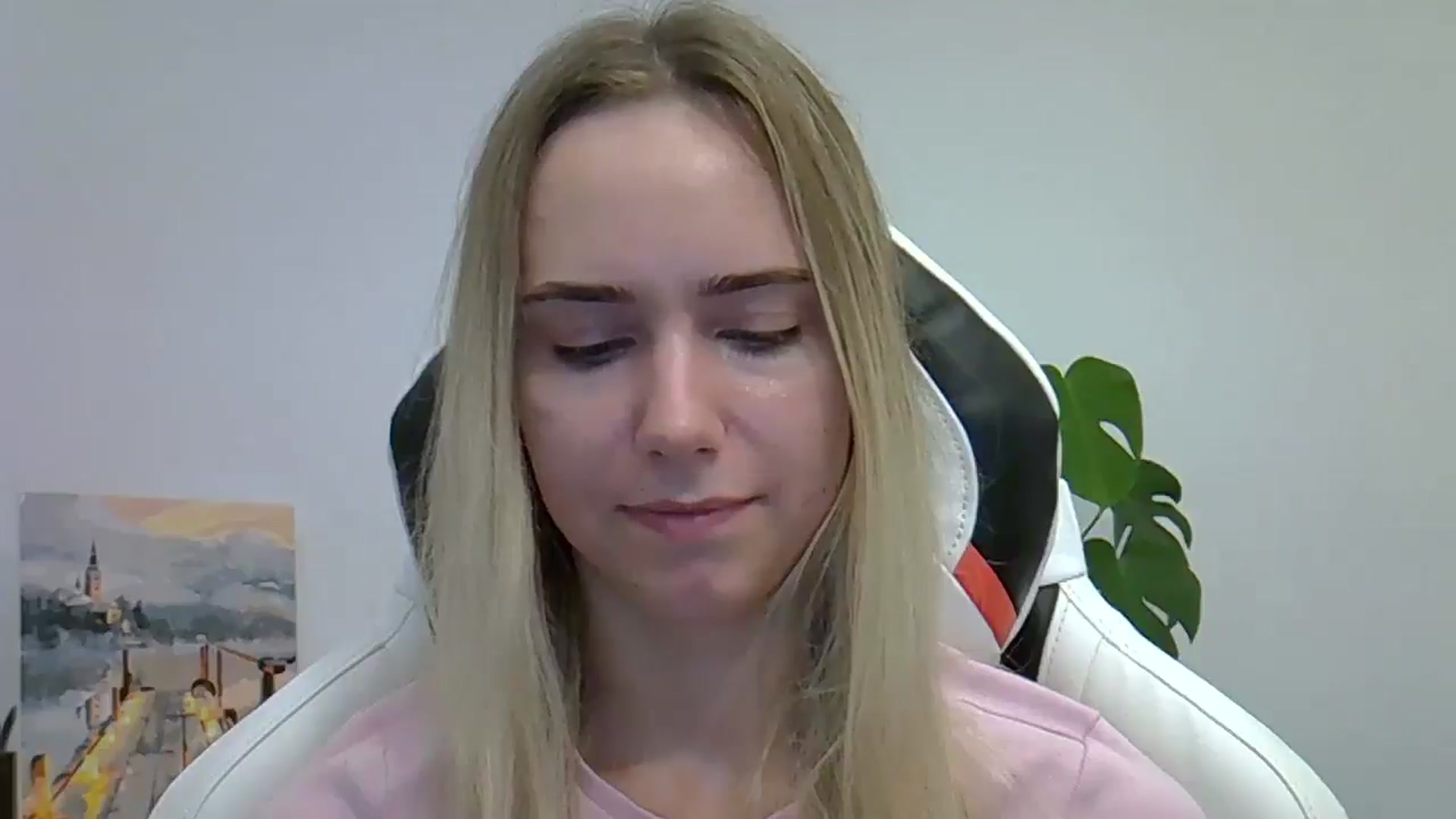 Gallery image thumbnail from OhAlisa's myfreecams stream on, 06/07/2025, 21:04 image 20 of 20
