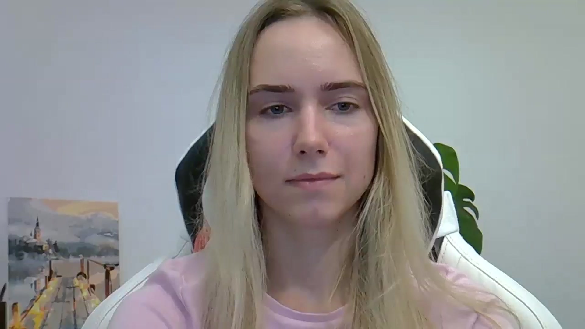 Gallery image thumbnail from OhAlisa's myfreecams stream on, 06/07/2025, 21:04 image 18 of 20