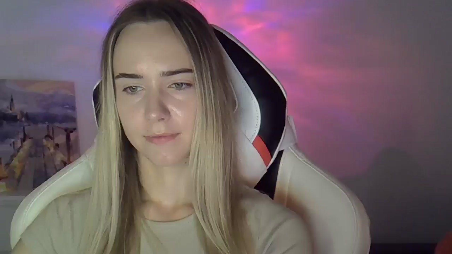 Gallery image thumbnail from OhAlisa's myfreecams stream on, 06/08/2025, 11:36 image 11 of 20
