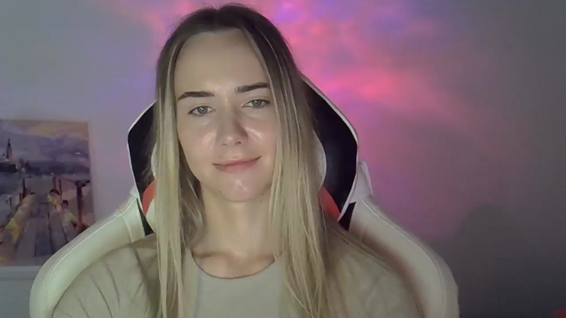 Gallery image thumbnail from OhAlisa's myfreecams stream on, 06/08/2025, 11:55 image 1 of 20