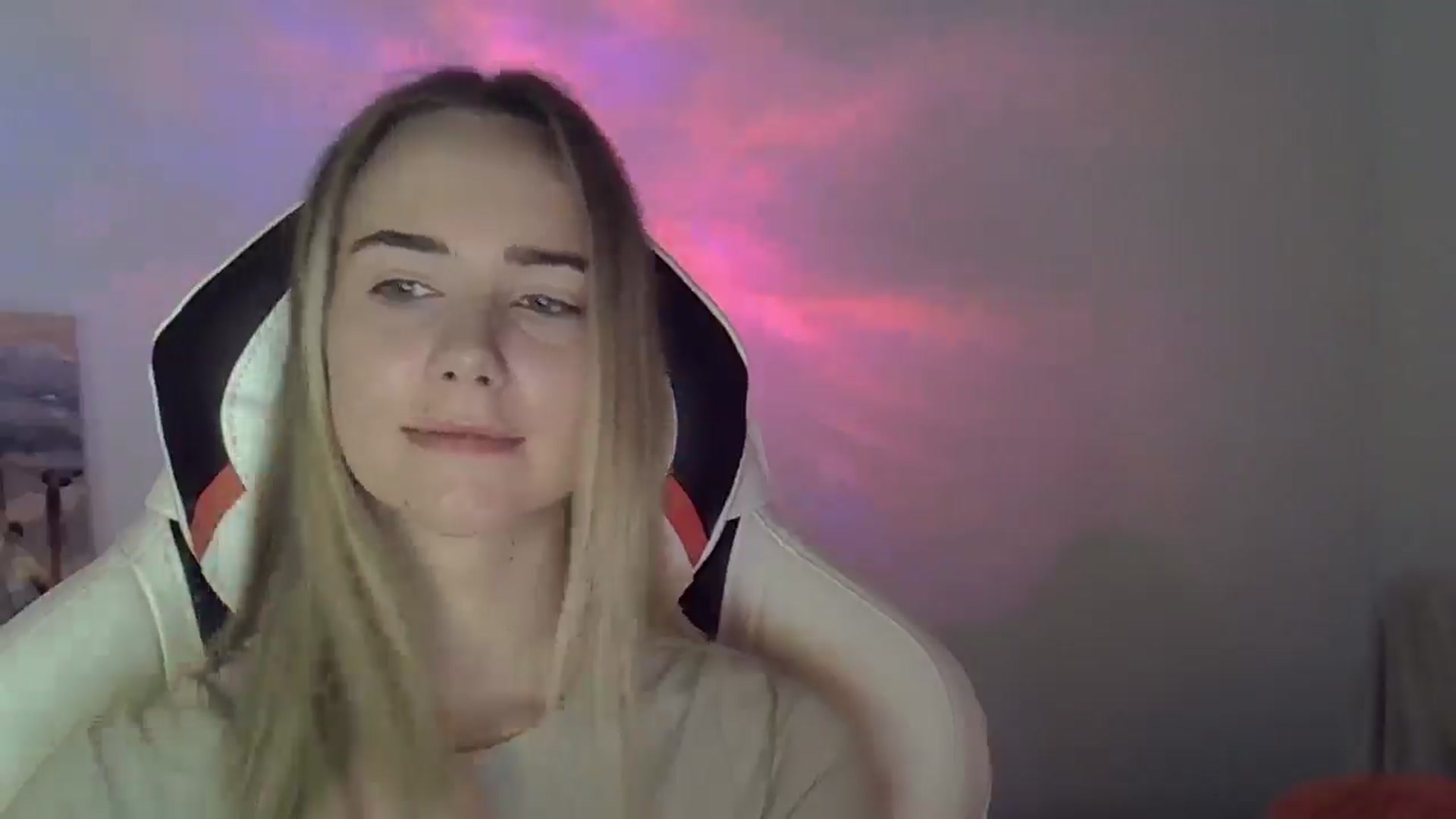 Gallery image thumbnail from OhAlisa's myfreecams stream on, 06/08/2025, 13:10 image 2 of 20