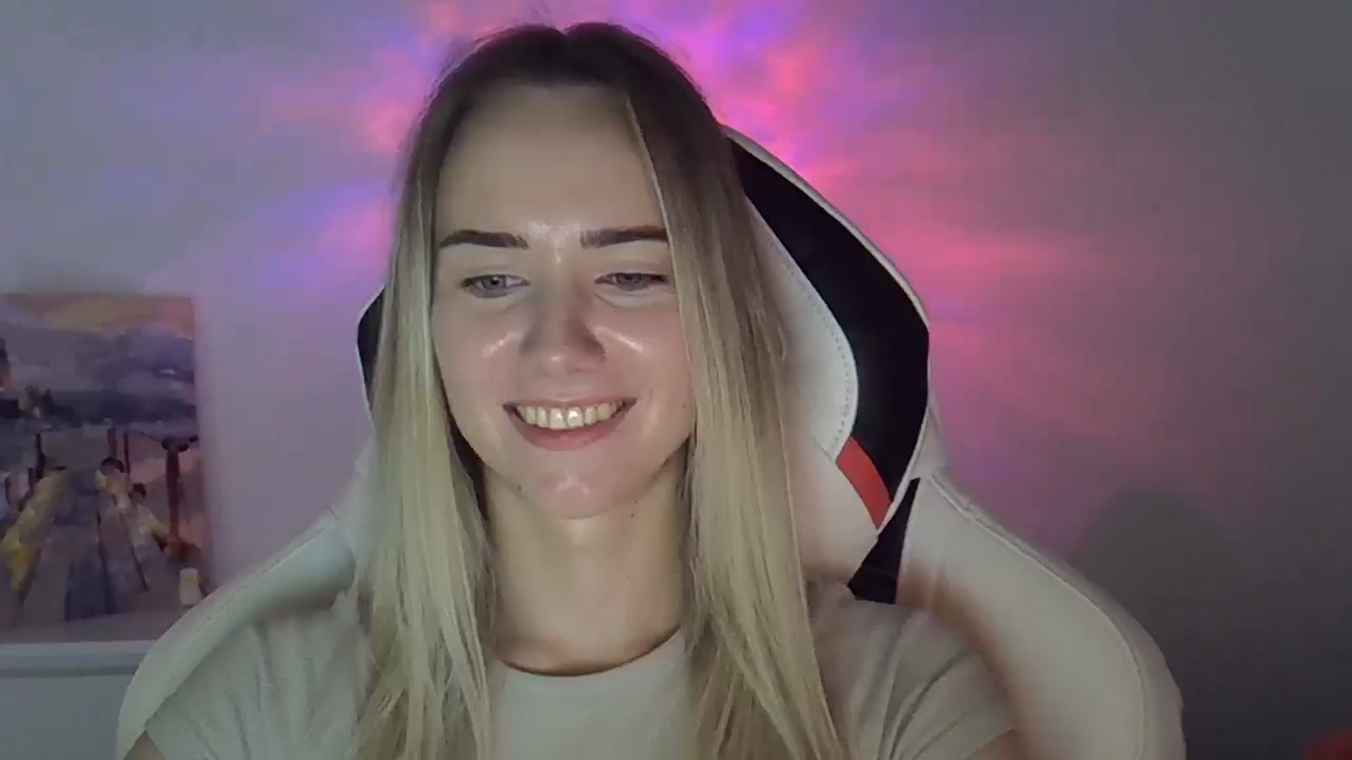 Gallery image thumbnail from OhAlisa's myfreecams stream on, 06/08/2025, 16:02 image 2 of 20