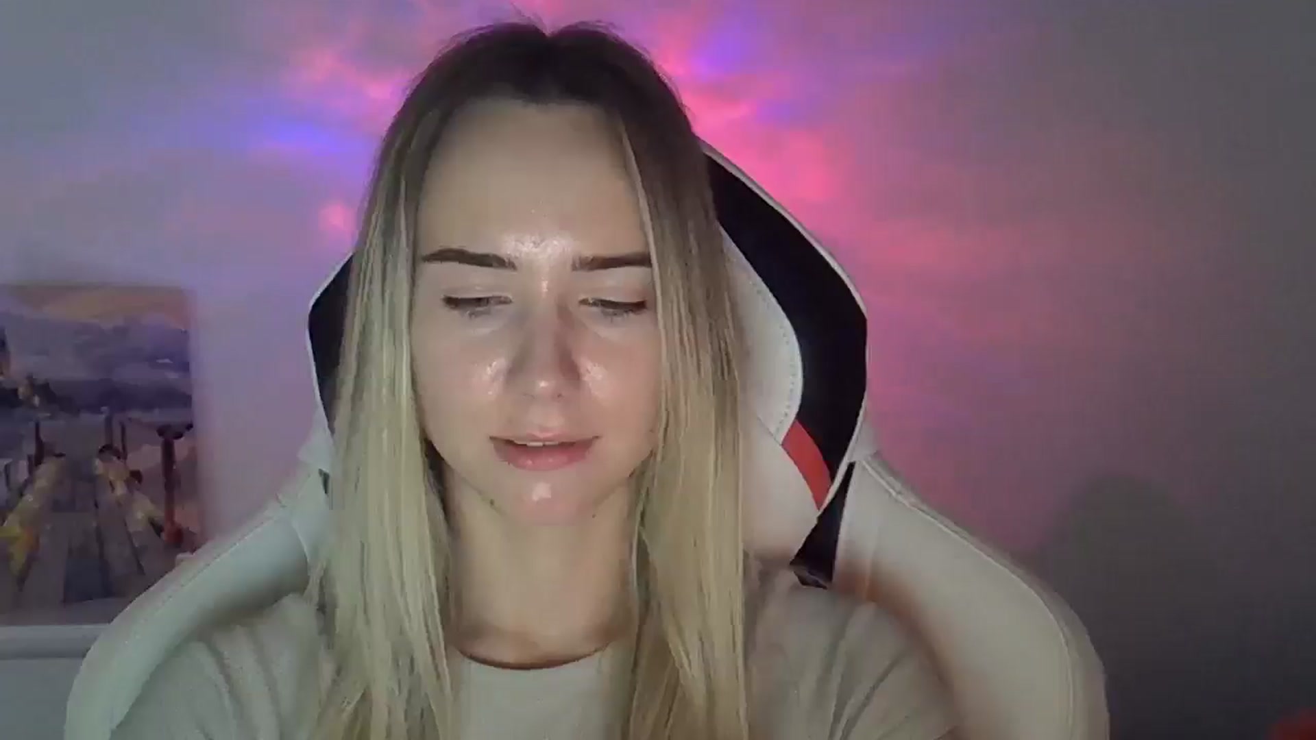 Gallery image thumbnail from OhAlisa's myfreecams stream on, 06/08/2025, 16:02 image 6 of 20