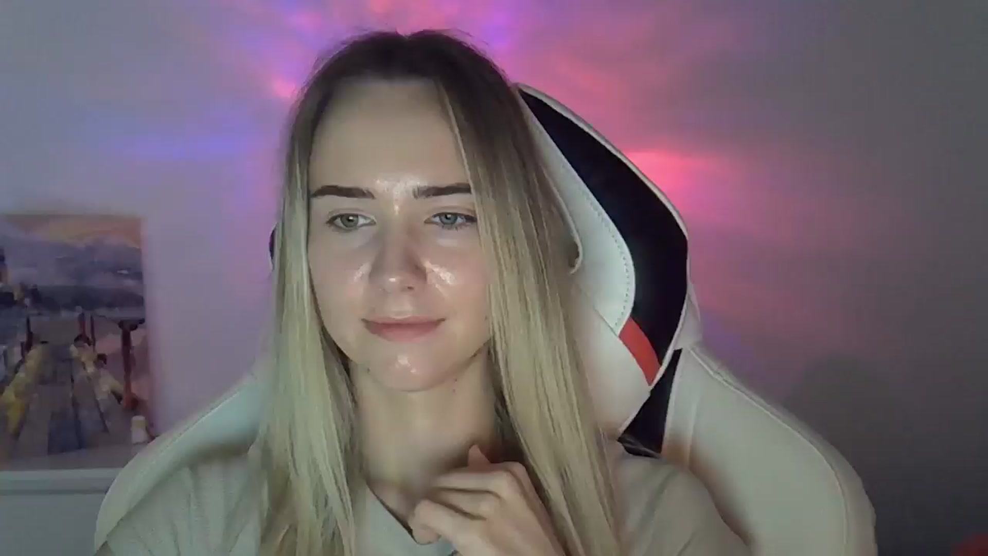 Gallery image thumbnail from OhAlisa's myfreecams stream on, 06/08/2025, 16:02 image 11 of 20
