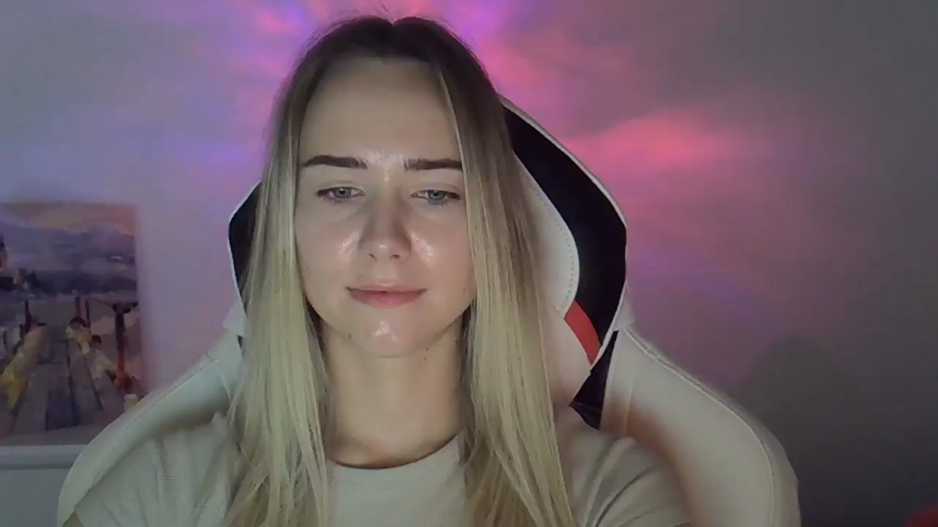 Gallery image thumbnail from OhAlisa's myfreecams stream on, 06/08/2025, 16:02 image 4 of 20