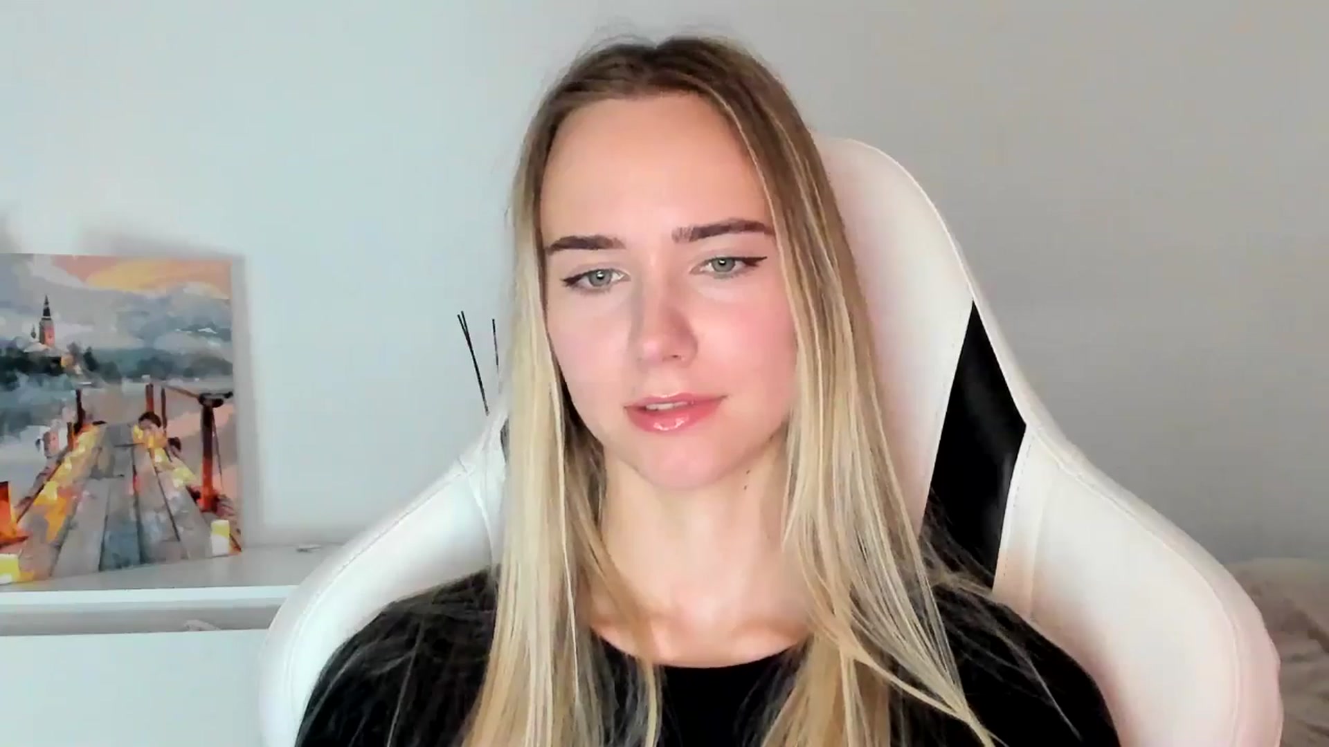 Gallery image thumbnail from OhAlisa's myfreecams stream on, 06/10/2025, 14:56 image 20 of 20