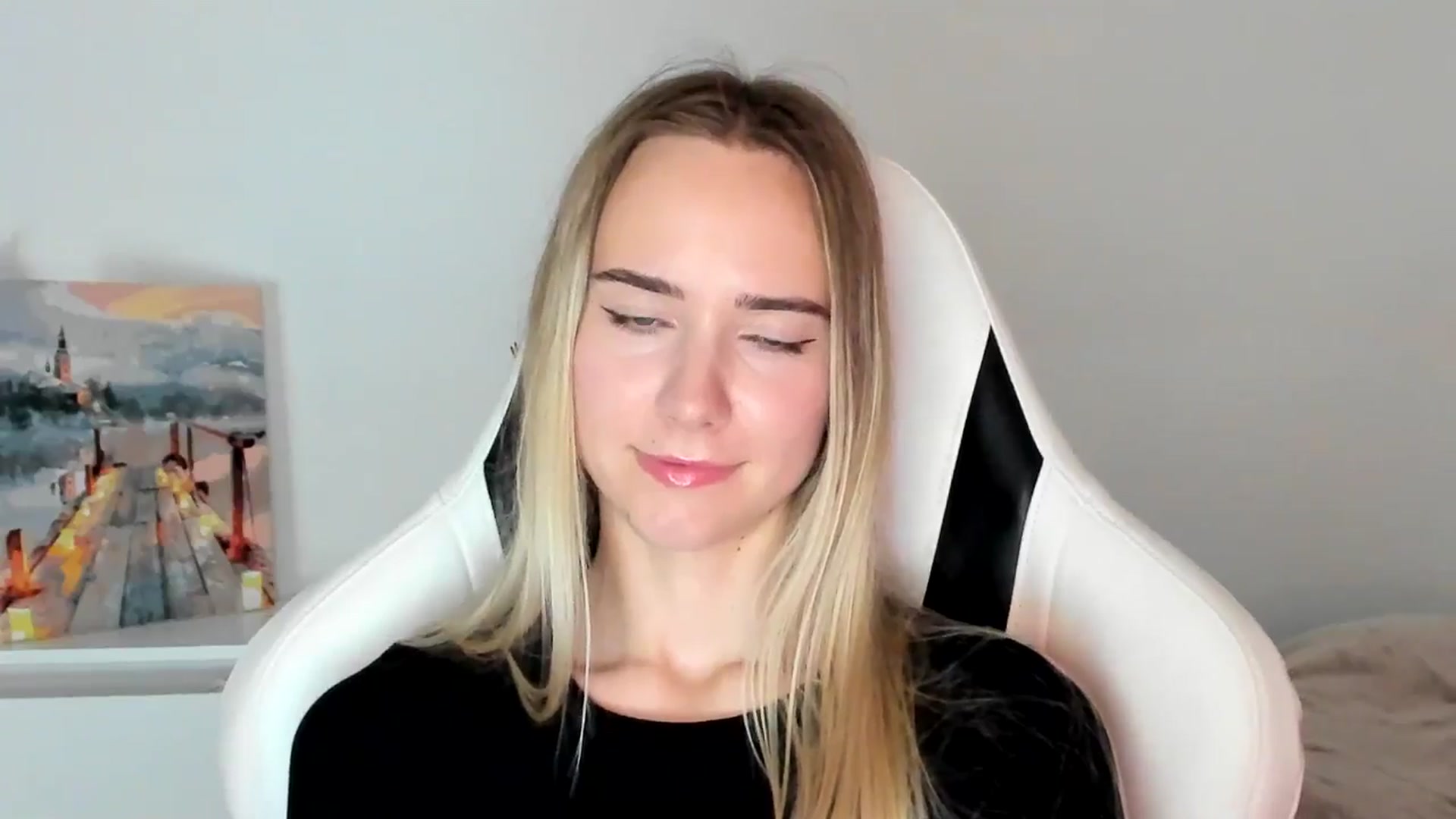Gallery image thumbnail from OhAlisa's myfreecams stream on, 06/10/2025, 15:49 image 2 of 20