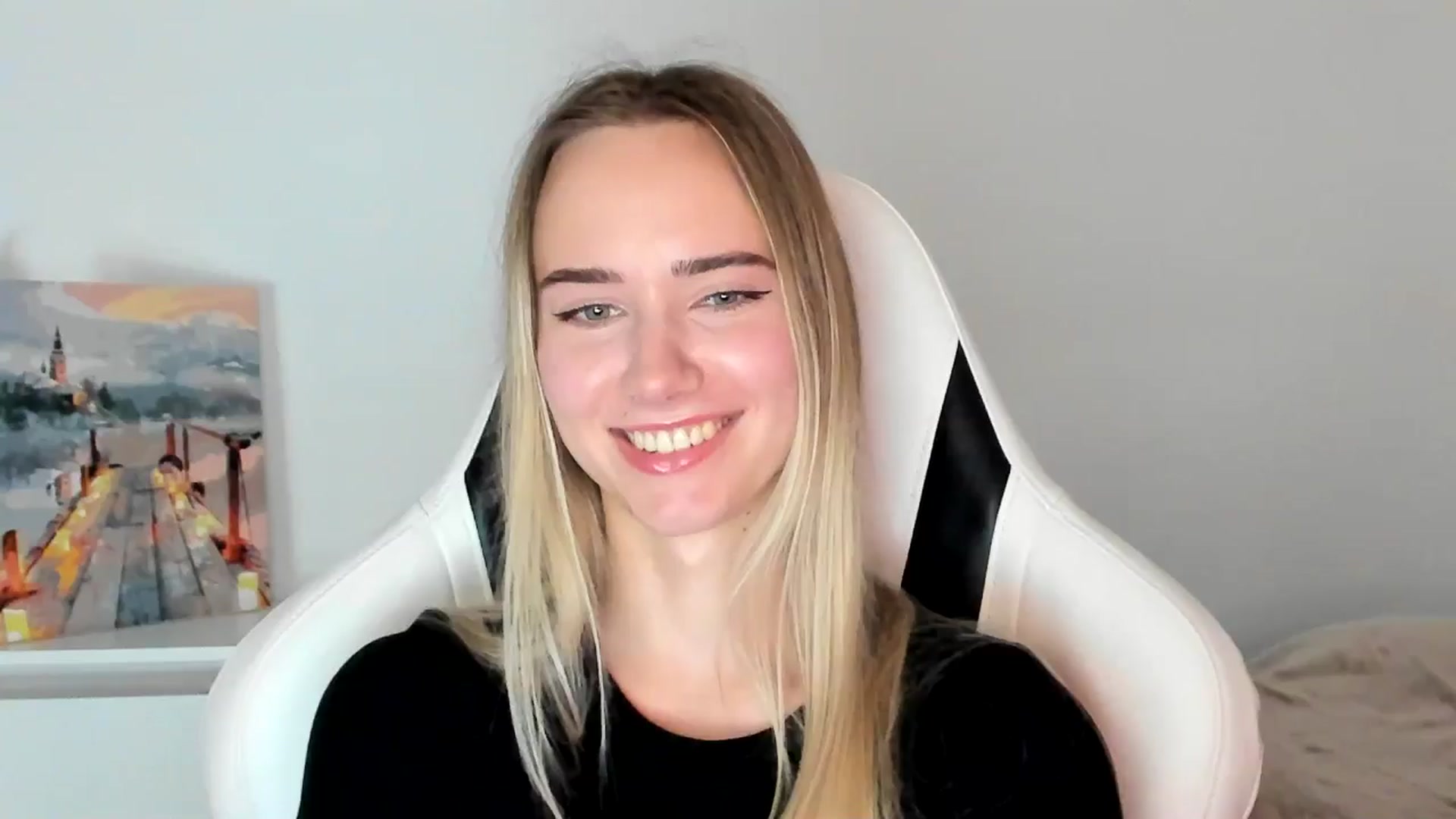 Gallery image thumbnail from OhAlisa's myfreecams stream on, 06/10/2025, 15:49 image 7 of 20