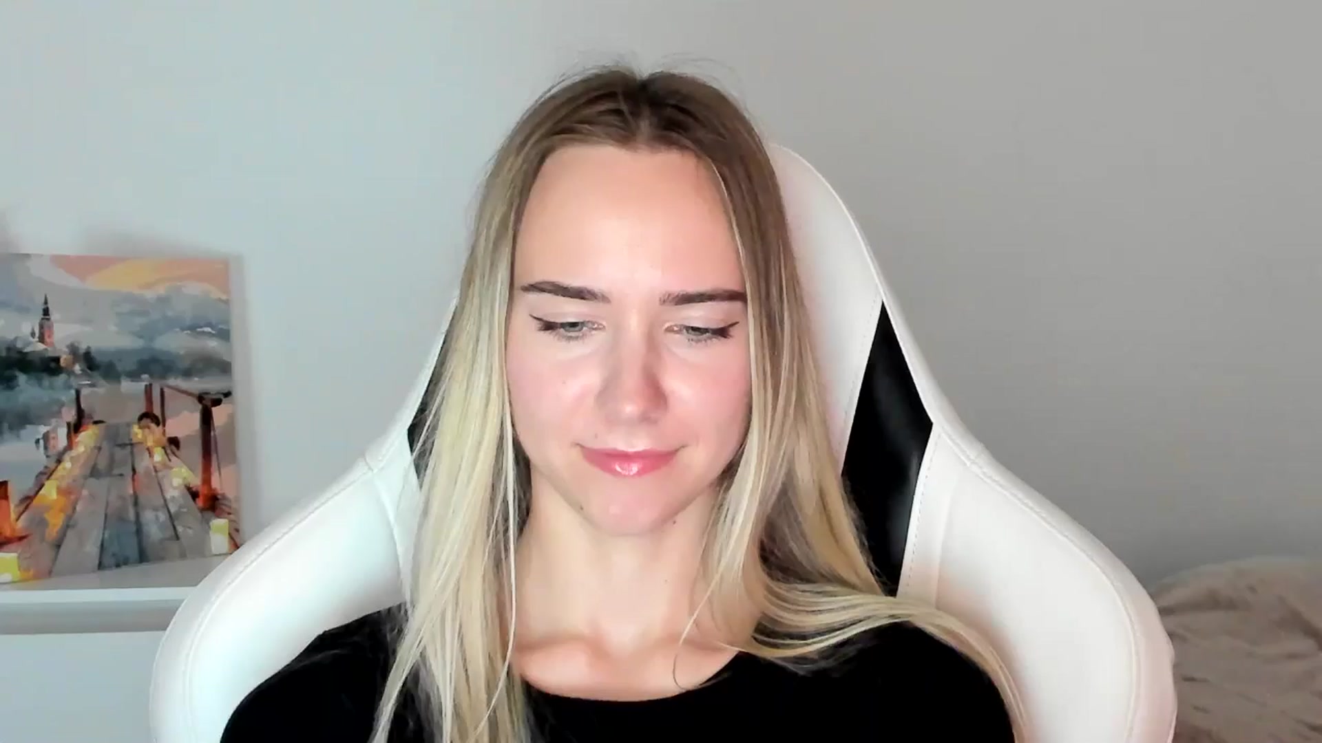 Gallery image thumbnail from OhAlisa's myfreecams stream on, 06/10/2025, 15:49 image 18 of 20