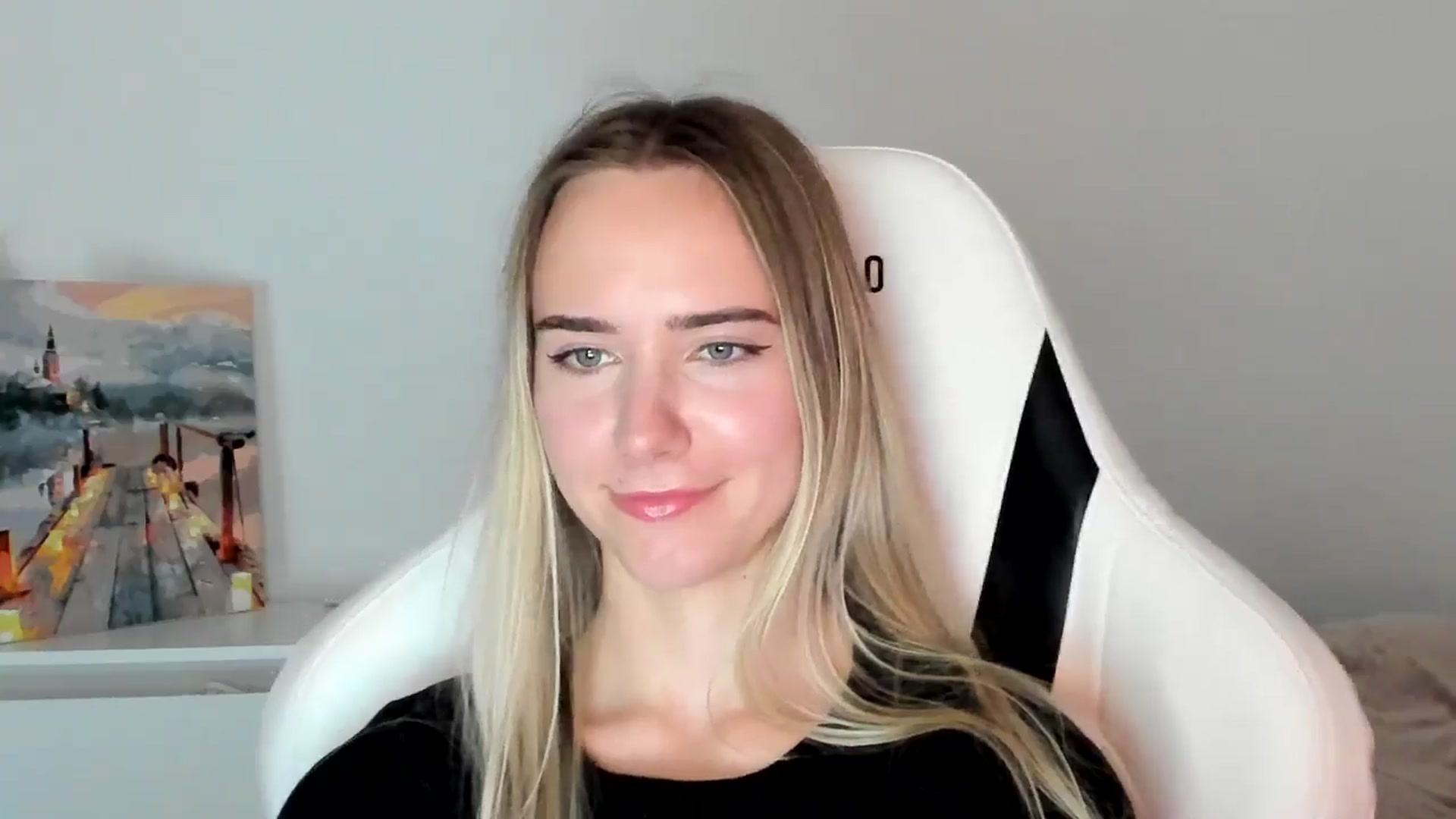 Gallery image thumbnail from OhAlisa's myfreecams stream on, 06/10/2025, 15:49 image 20 of 20