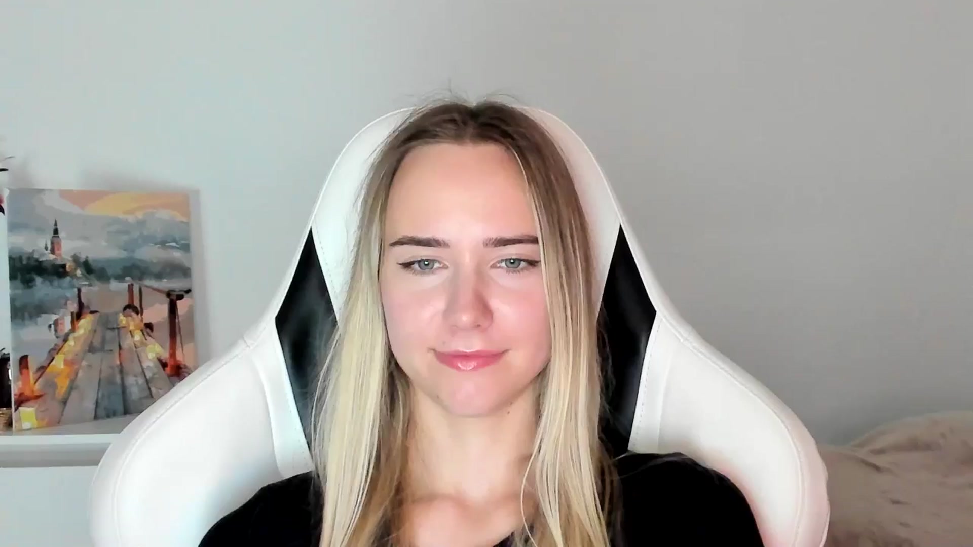 Gallery image thumbnail from OhAlisa's myfreecams stream on, 06/10/2025, 16:32 image 1 of 20