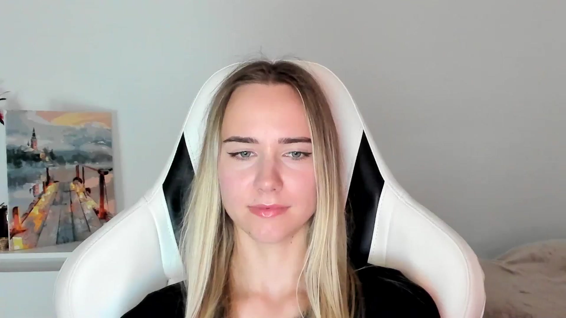 Gallery image thumbnail from OhAlisa's myfreecams stream on, 06/10/2025, 16:32 image 2 of 20