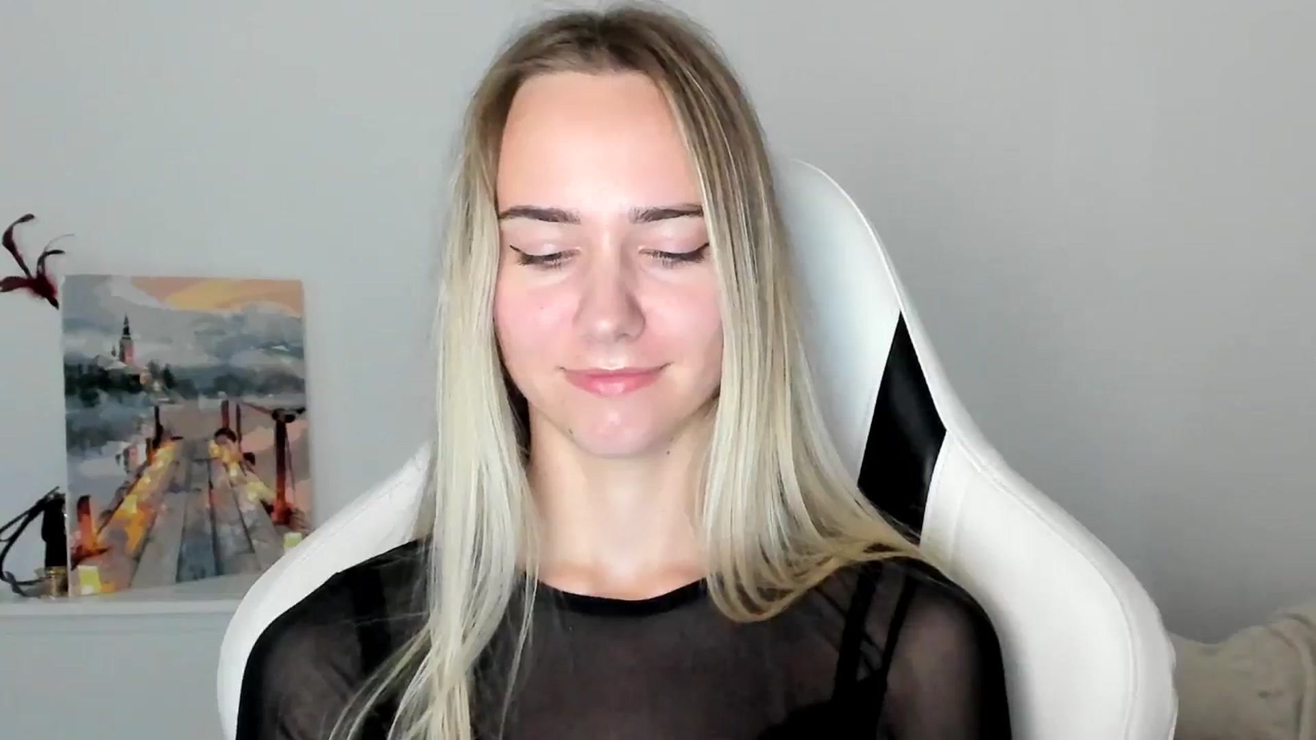 Gallery image thumbnail from OhAlisa's myfreecams stream on, 06/11/2025, 16:36 image 15 of 20