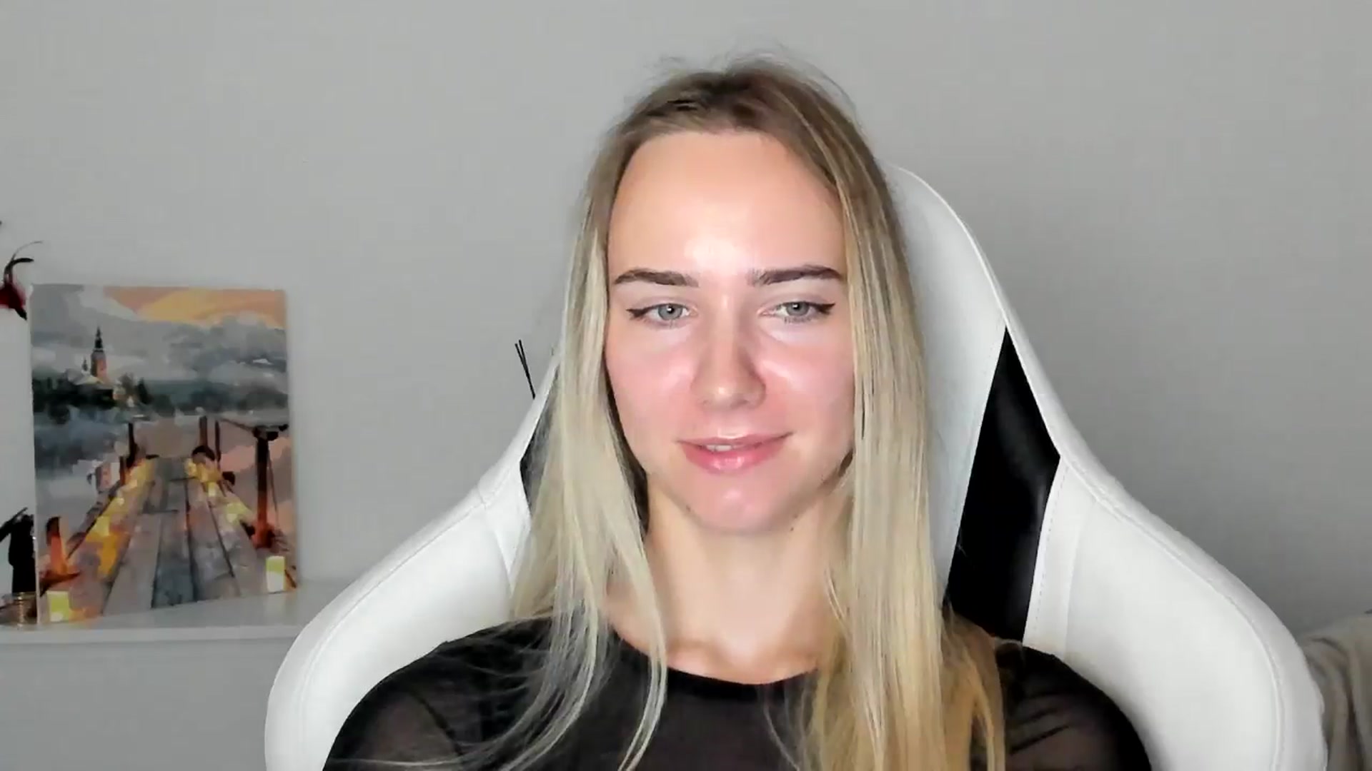 Gallery image thumbnail from OhAlisa's myfreecams stream on, 06/11/2025, 16:36 image 7 of 20