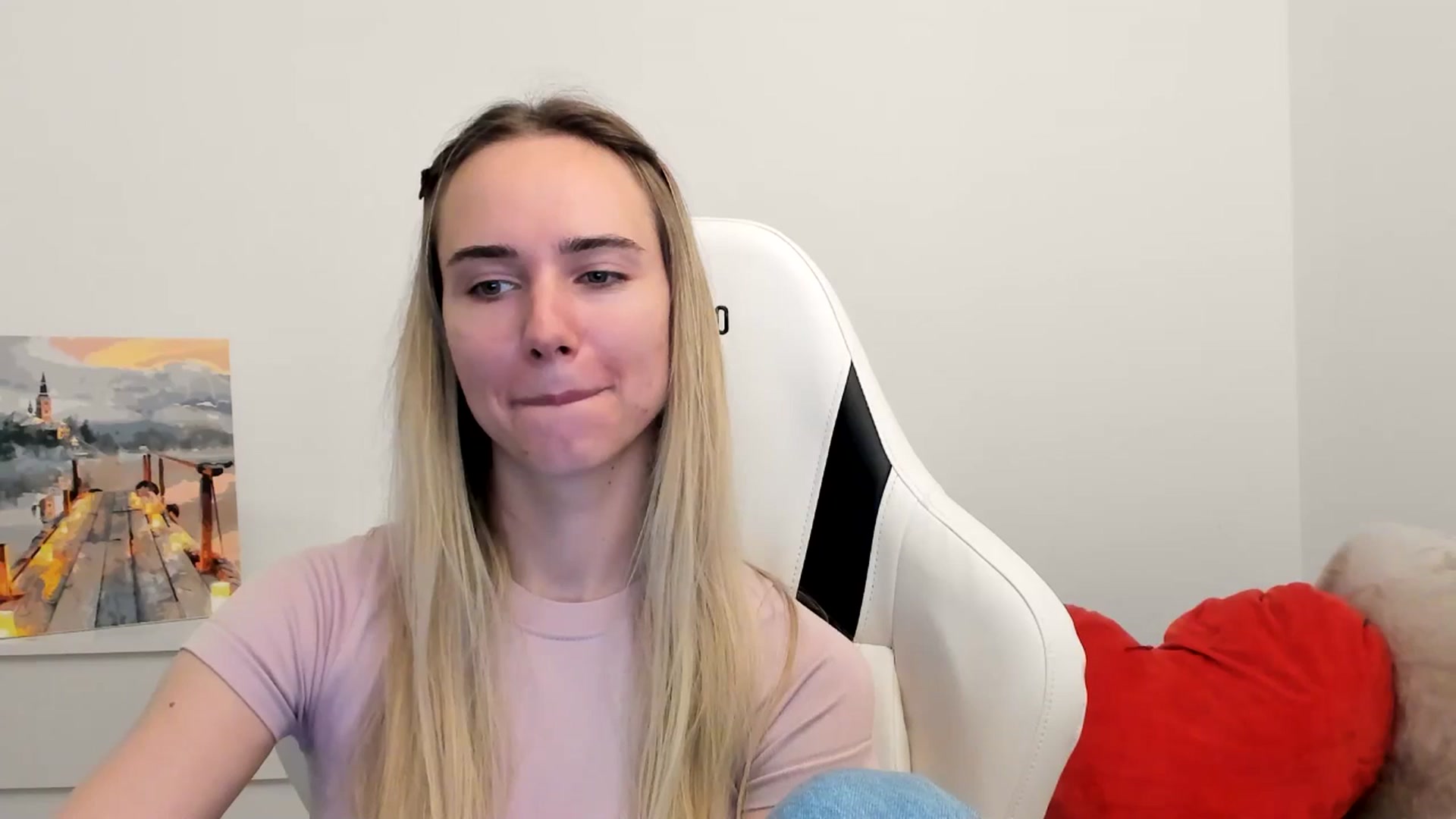 Gallery image thumbnail from OhAlisa's myfreecams stream on, 06/13/2025, 20:58 image 13 of 20