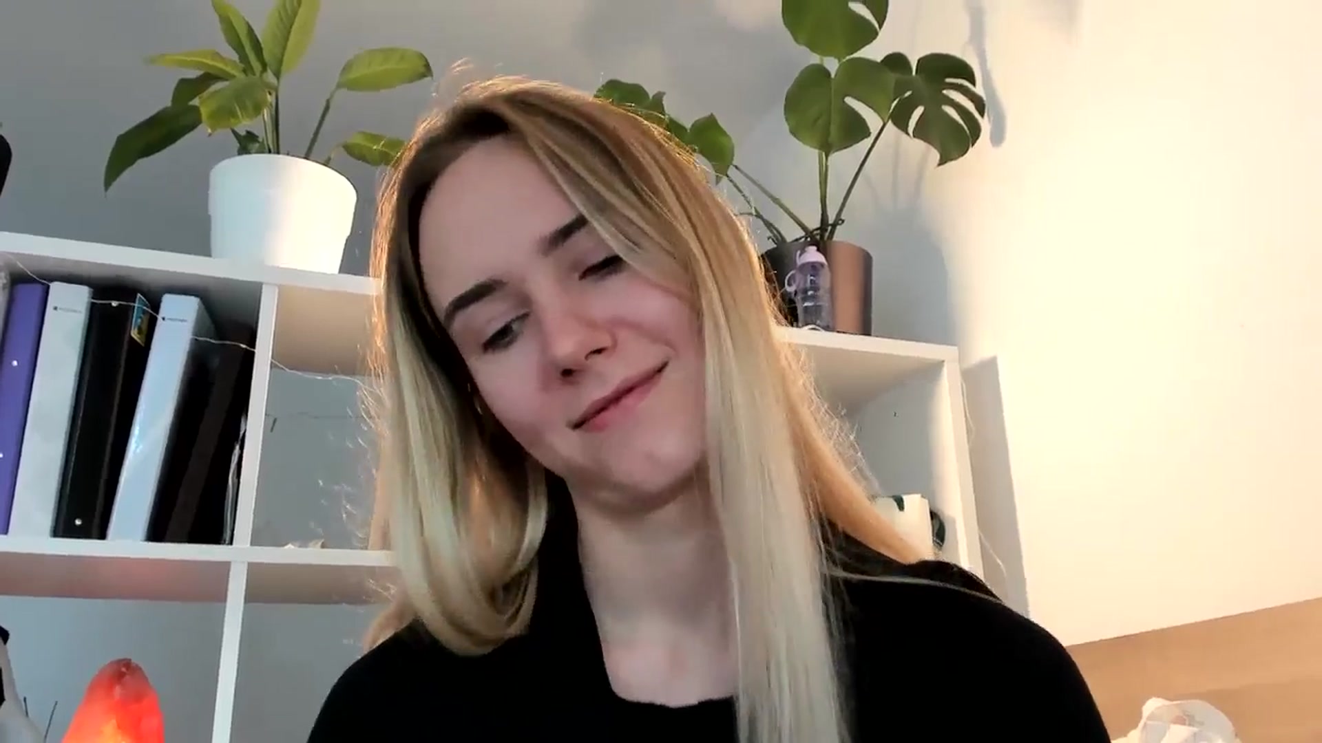 Gallery image thumbnail from OhAlisa's myfreecams stream on, 06/14/2025, 13:21 image 12 of 20