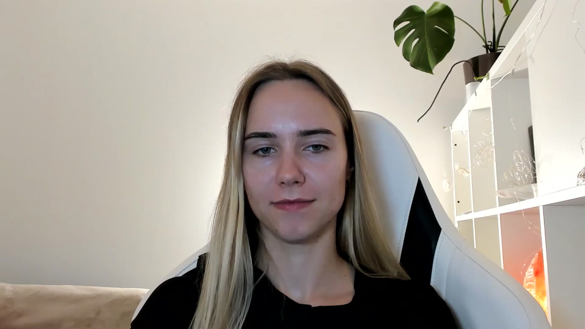 Gallery image thumbnail from OhAlisa's myfreecams stream on, 06/14/2025, 20:37 image 5 of 20