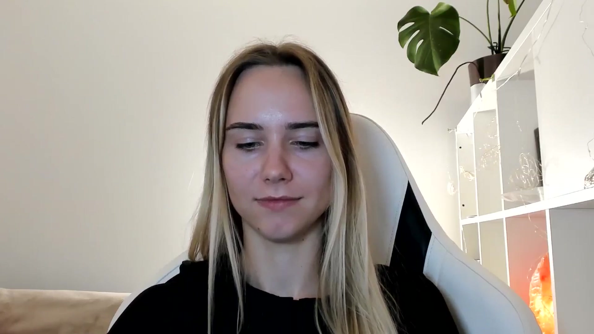 Gallery image thumbnail from OhAlisa's myfreecams stream on, 06/14/2025, 20:37 image 20 of 20