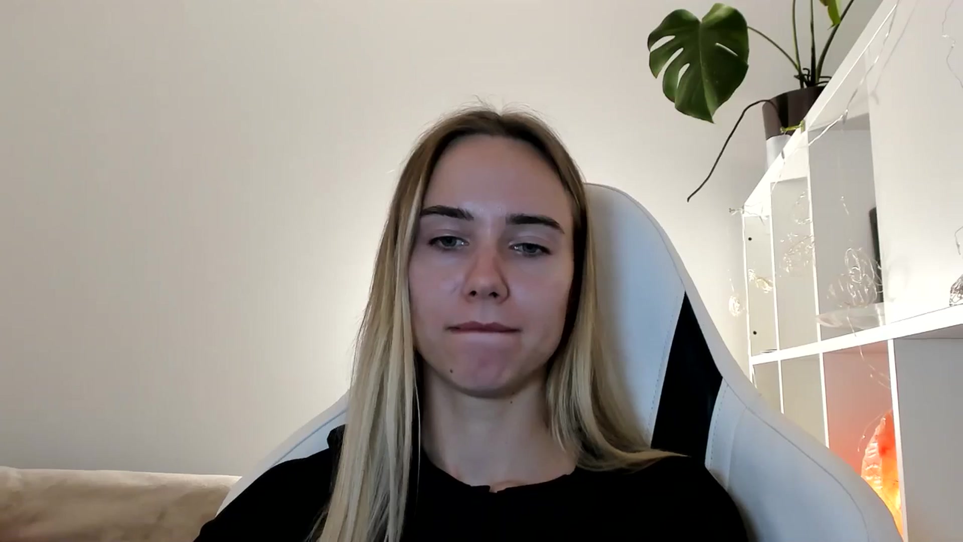 Gallery image thumbnail from OhAlisa's myfreecams stream on, 06/14/2025, 20:37 image 11 of 20