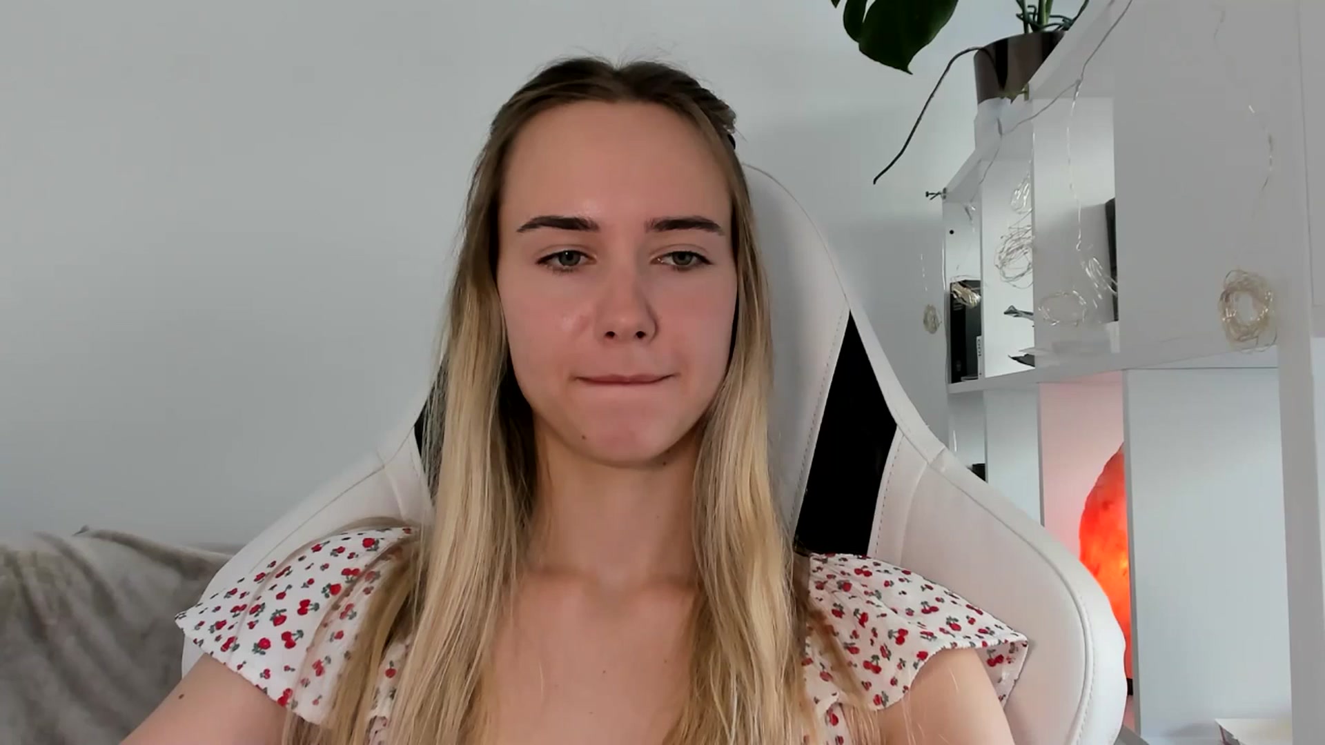 Gallery image thumbnail from OhAlisa's myfreecams stream on, 06/17/2025, 14:10 image 17 of 20