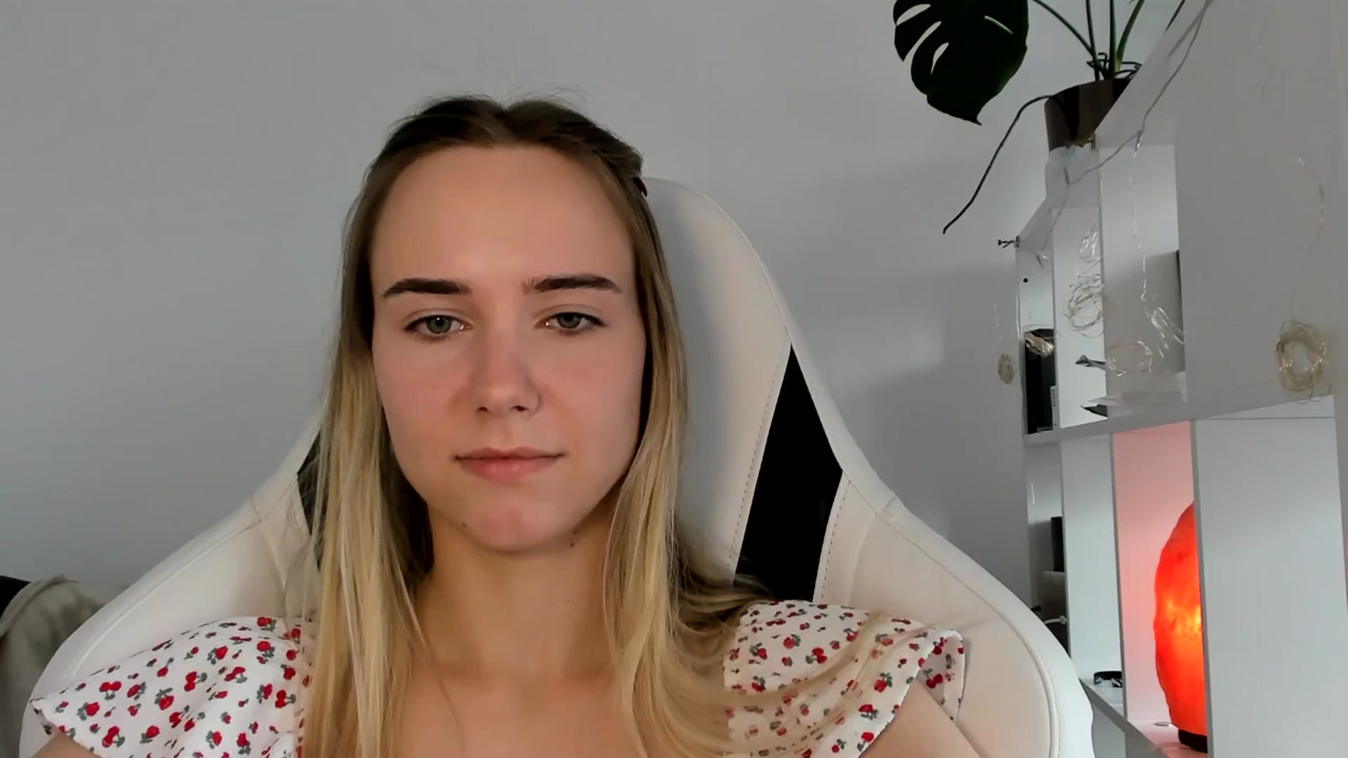 Gallery image thumbnail from OhAlisa's myfreecams stream on, 06/17/2025, 16:25 image 5 of 20