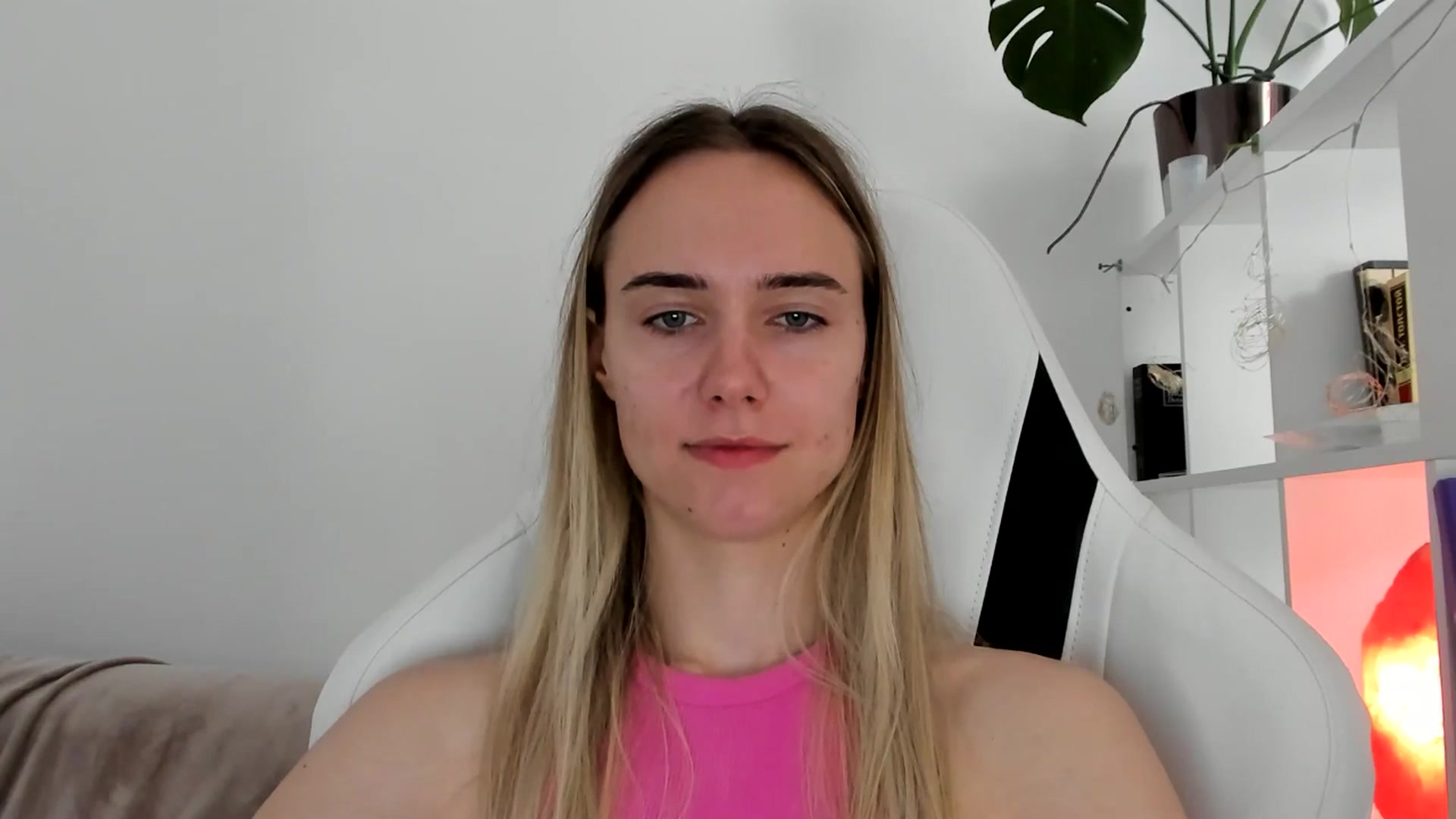 Gallery image thumbnail from OhAlisa's myfreecams stream on, 06/22/2025, 12:49 image 2 of 20