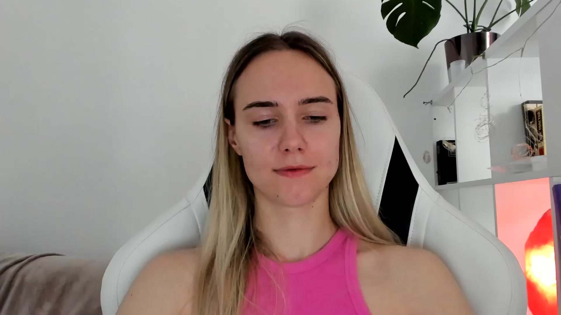 Gallery image thumbnail from OhAlisa's myfreecams stream on, 06/22/2025, 12:49 image 8 of 20