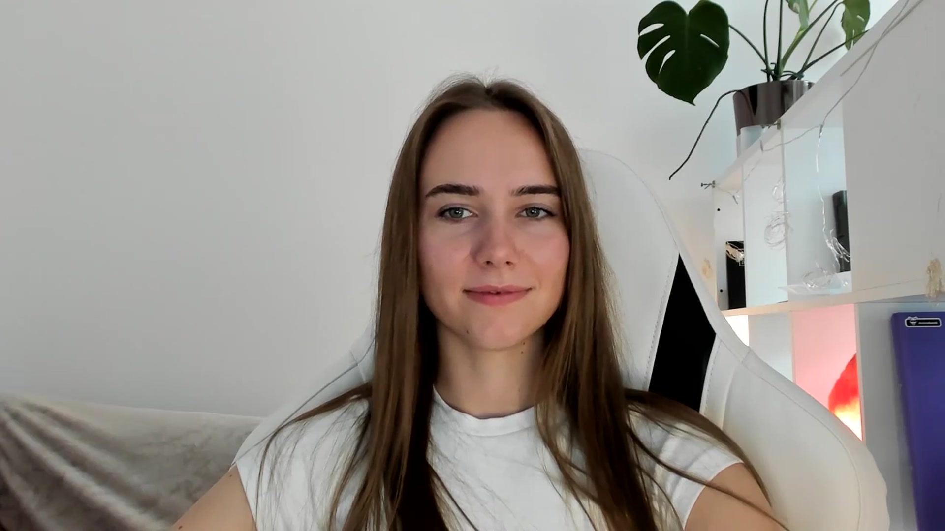 Gallery image thumbnail from OhAlisa's myfreecams stream on, 07/08/2025, 09:55 image 18 of 20