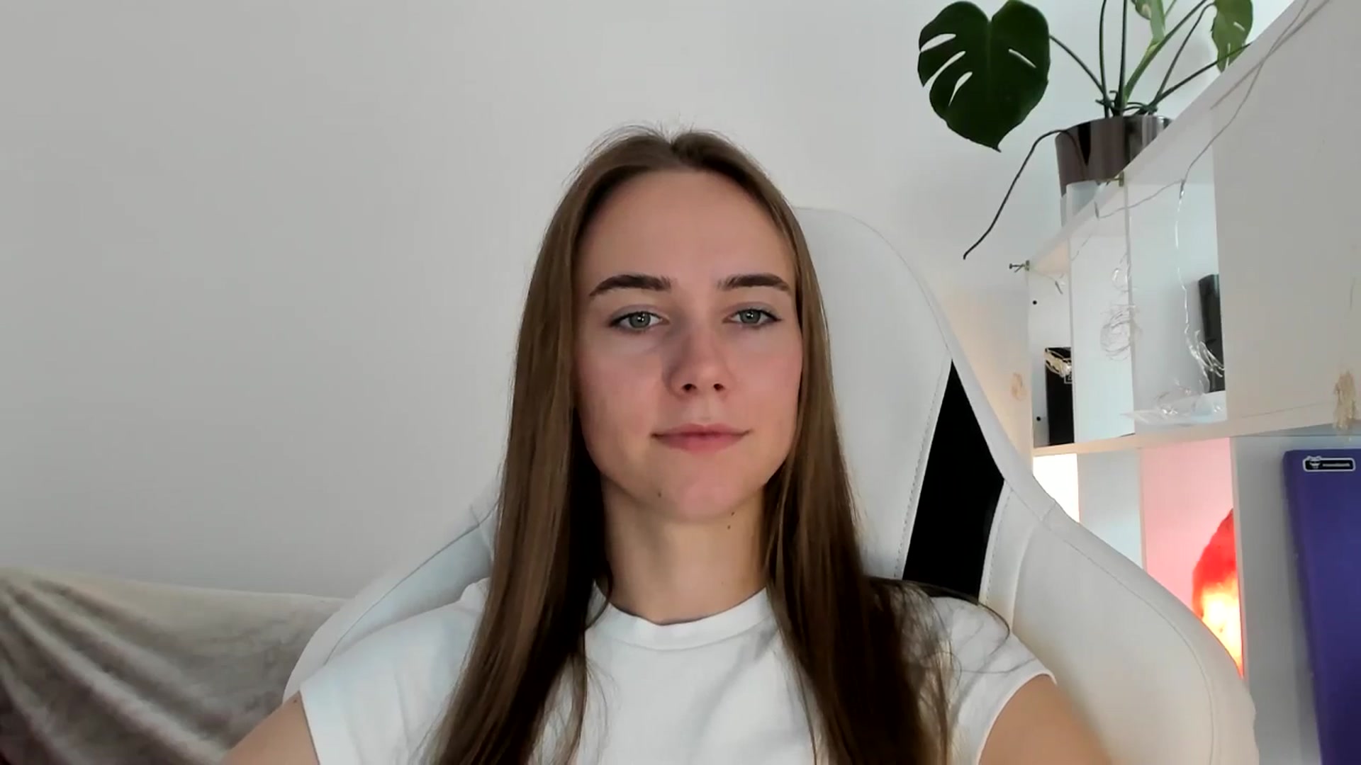 Gallery image thumbnail from OhAlisa's myfreecams stream on, 07/08/2025, 09:55 image 2 of 20