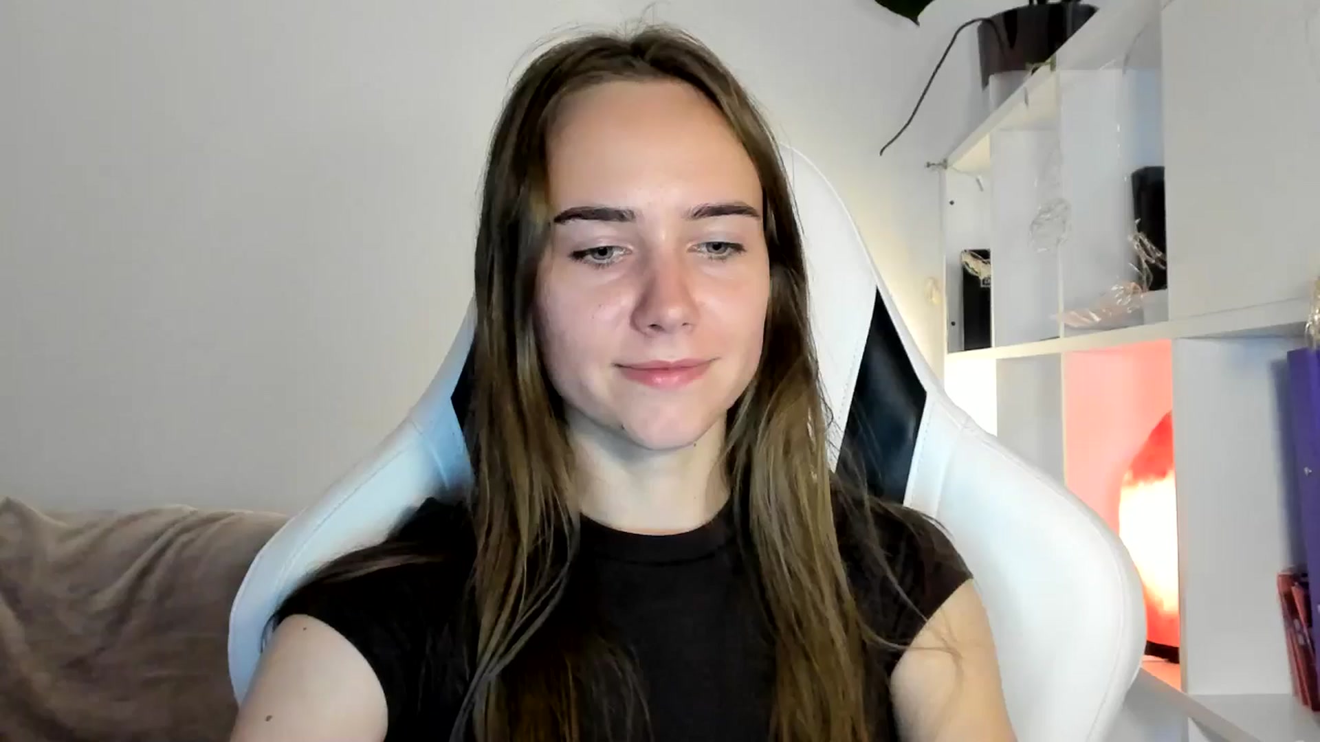 Gallery image thumbnail from OhAlisa's myfreecams stream on, 07/09/2025, 18:16 image 1 of 20