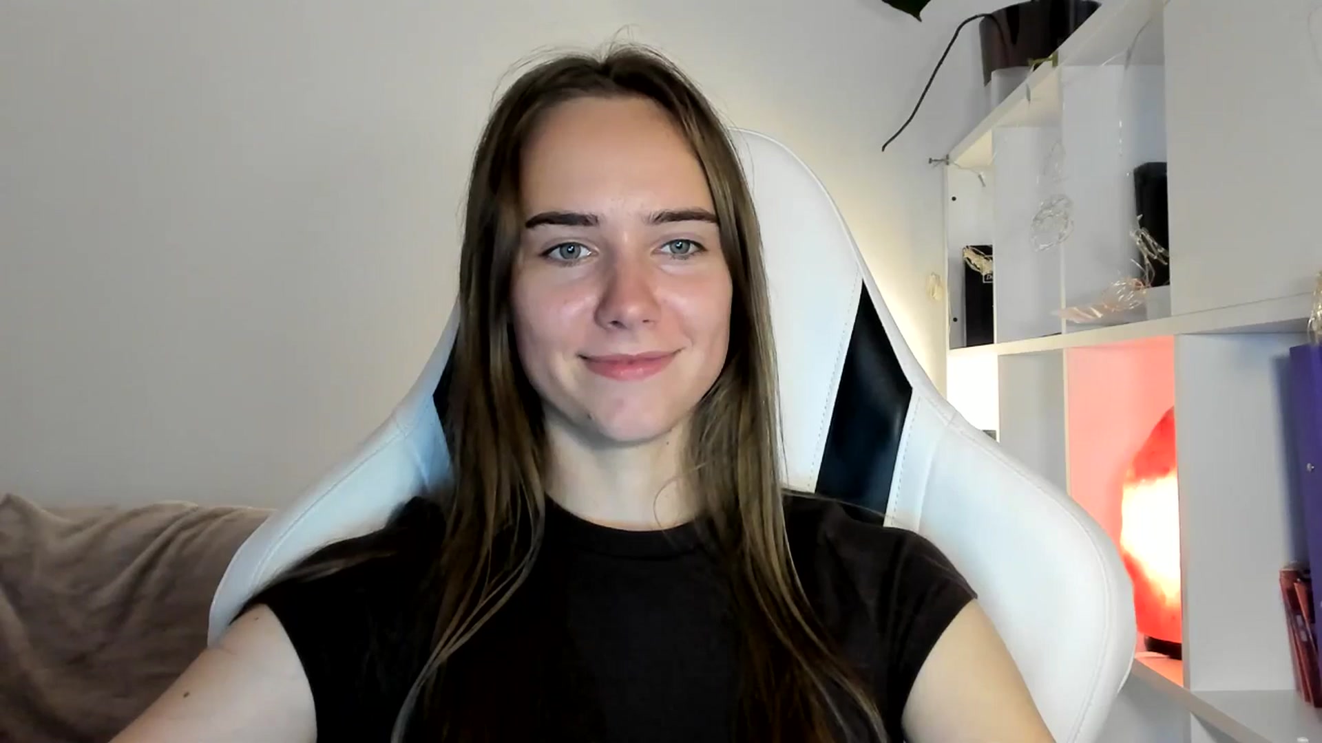 Gallery image thumbnail from OhAlisa's myfreecams stream on, 07/09/2025, 18:16 image 6 of 20