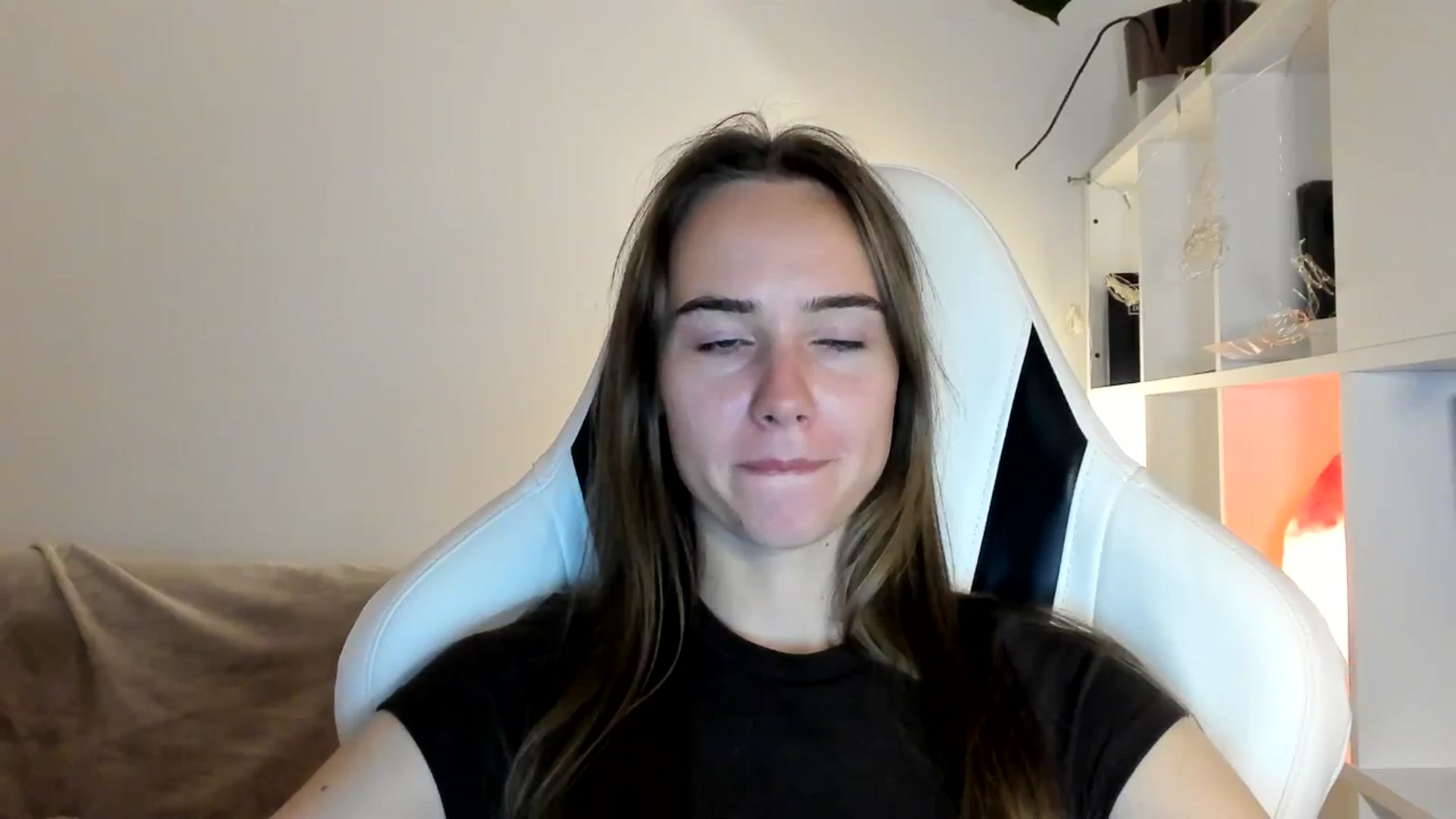 Gallery image thumbnail from OhAlisa's myfreecams stream on, 07/09/2025, 19:39 image 11 of 20