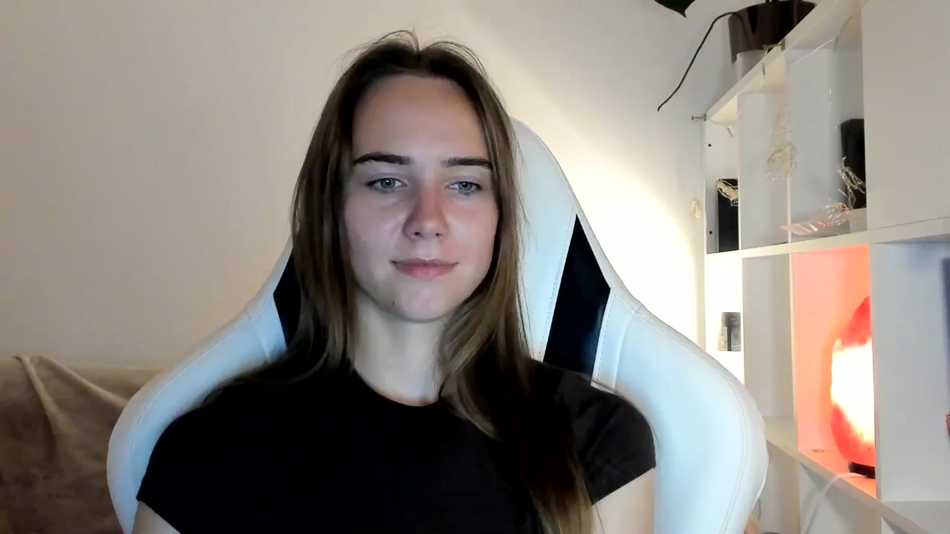 Gallery image thumbnail from OhAlisa's myfreecams stream on, 07/09/2025, 19:39 image 19 of 20