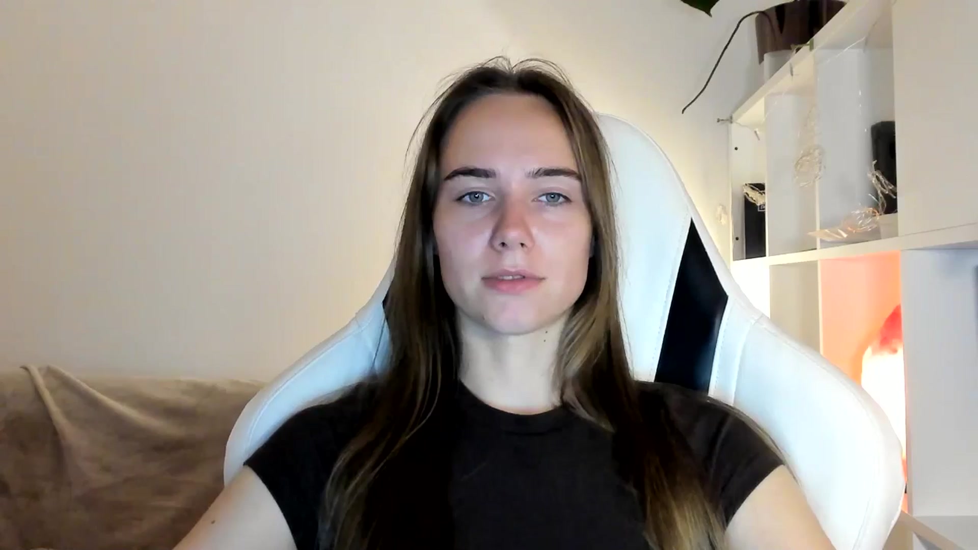Gallery image thumbnail from OhAlisa's myfreecams stream on, 07/09/2025, 19:39 image 5 of 20