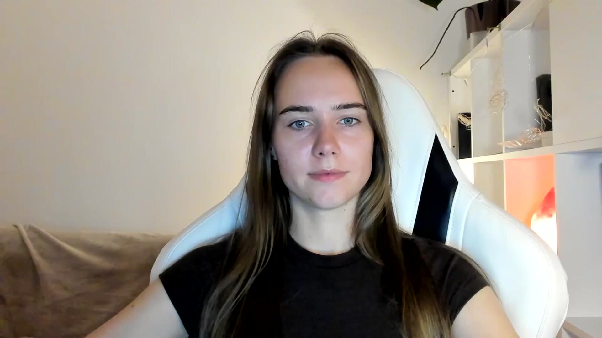 Gallery image thumbnail from OhAlisa's myfreecams stream on, 07/09/2025, 19:39 image 1 of 20