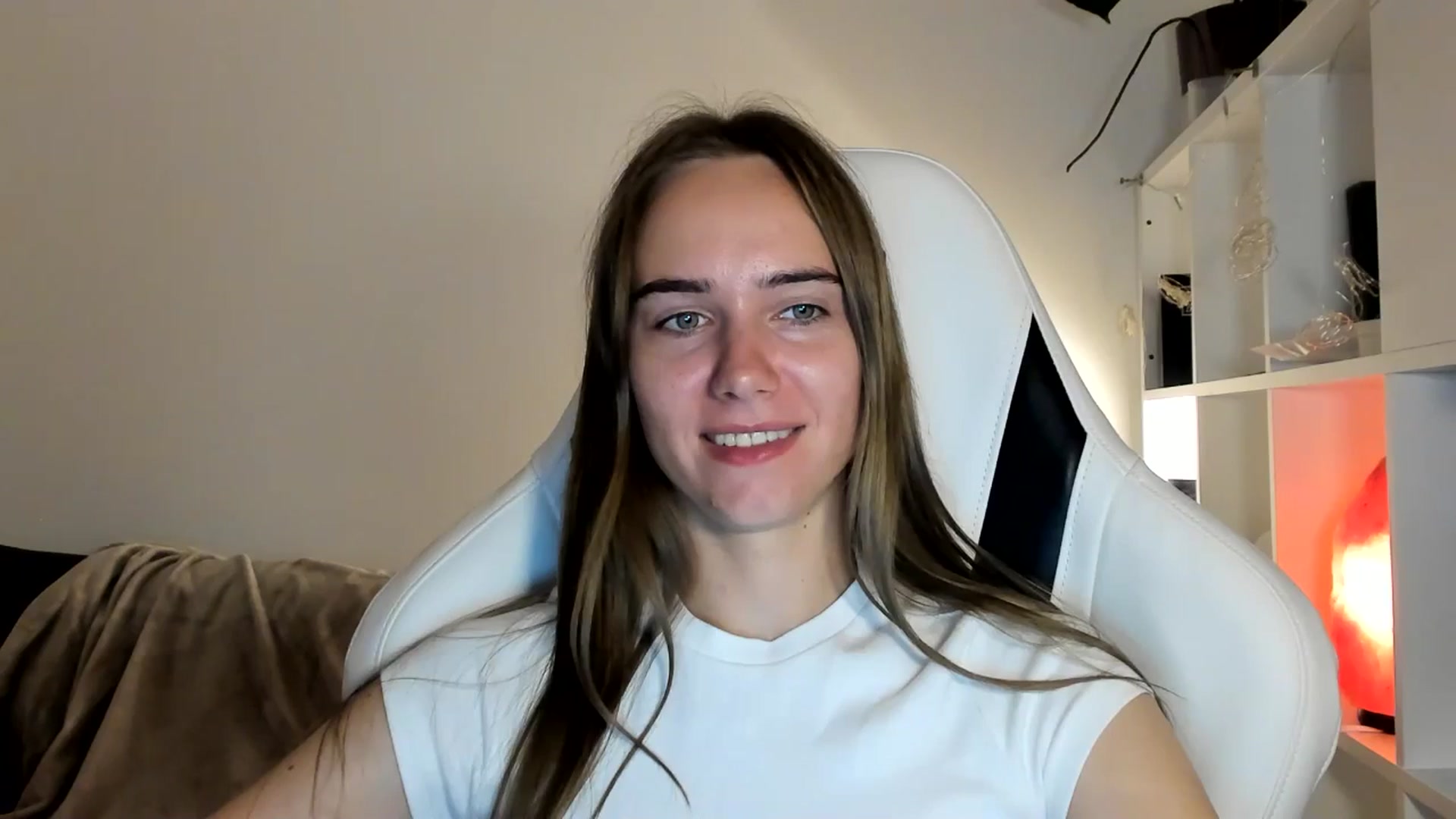 Gallery image thumbnail from OhAlisa's myfreecams stream on, 07/10/2025, 20:14 image 2 of 20