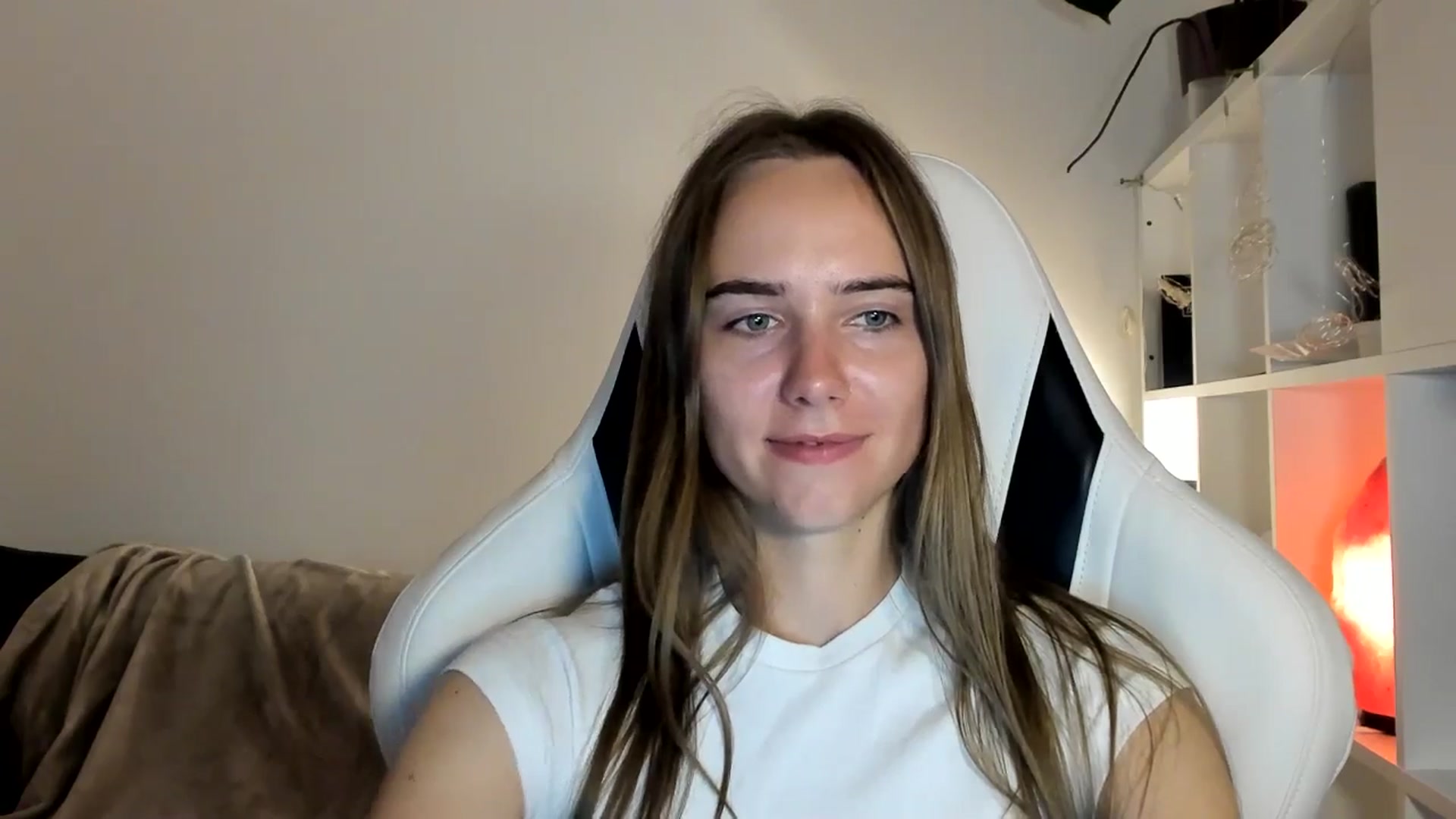Gallery image thumbnail from OhAlisa's myfreecams stream on, 07/10/2025, 20:14 image 15 of 20