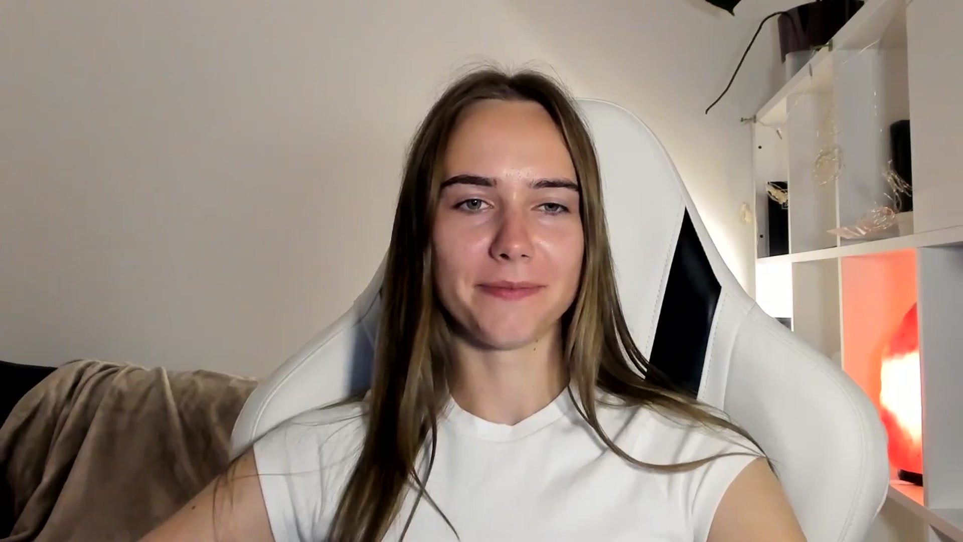 Gallery image thumbnail from OhAlisa's myfreecams stream on, 07/10/2025, 20:14 image 4 of 20