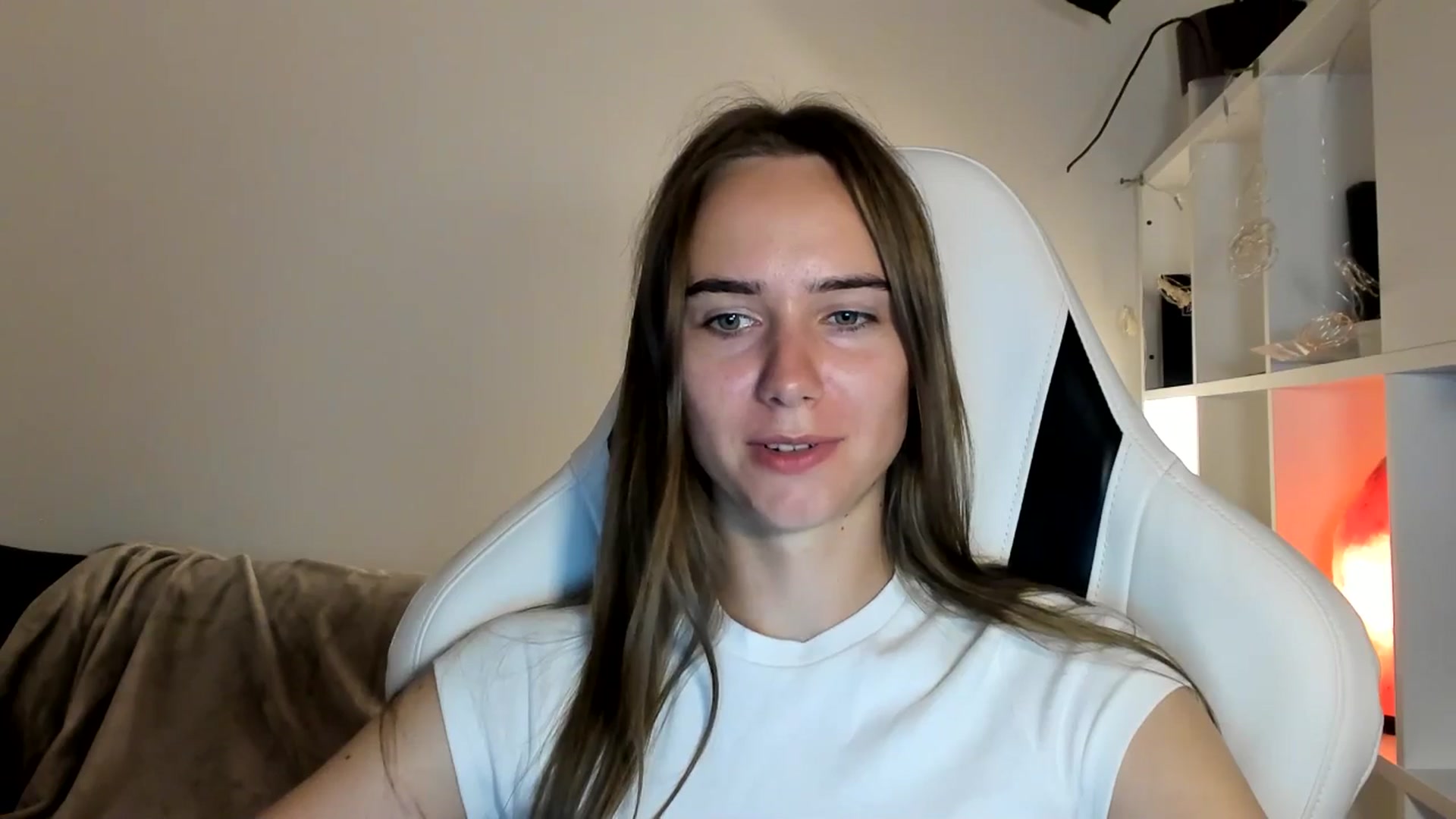 Gallery image thumbnail from OhAlisa's myfreecams stream on, 07/10/2025, 20:14 image 6 of 20