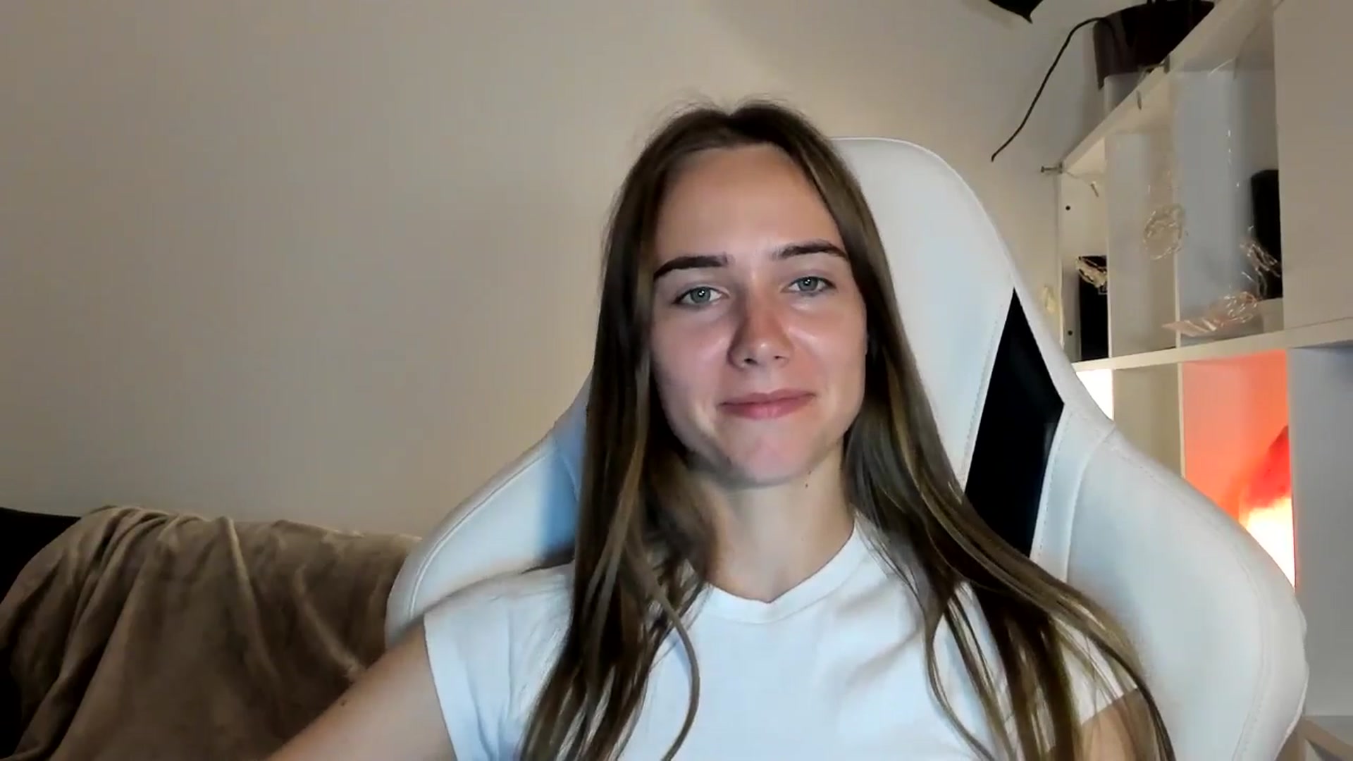 Gallery image thumbnail from OhAlisa's myfreecams stream on, 07/10/2025, 20:14 image 11 of 20