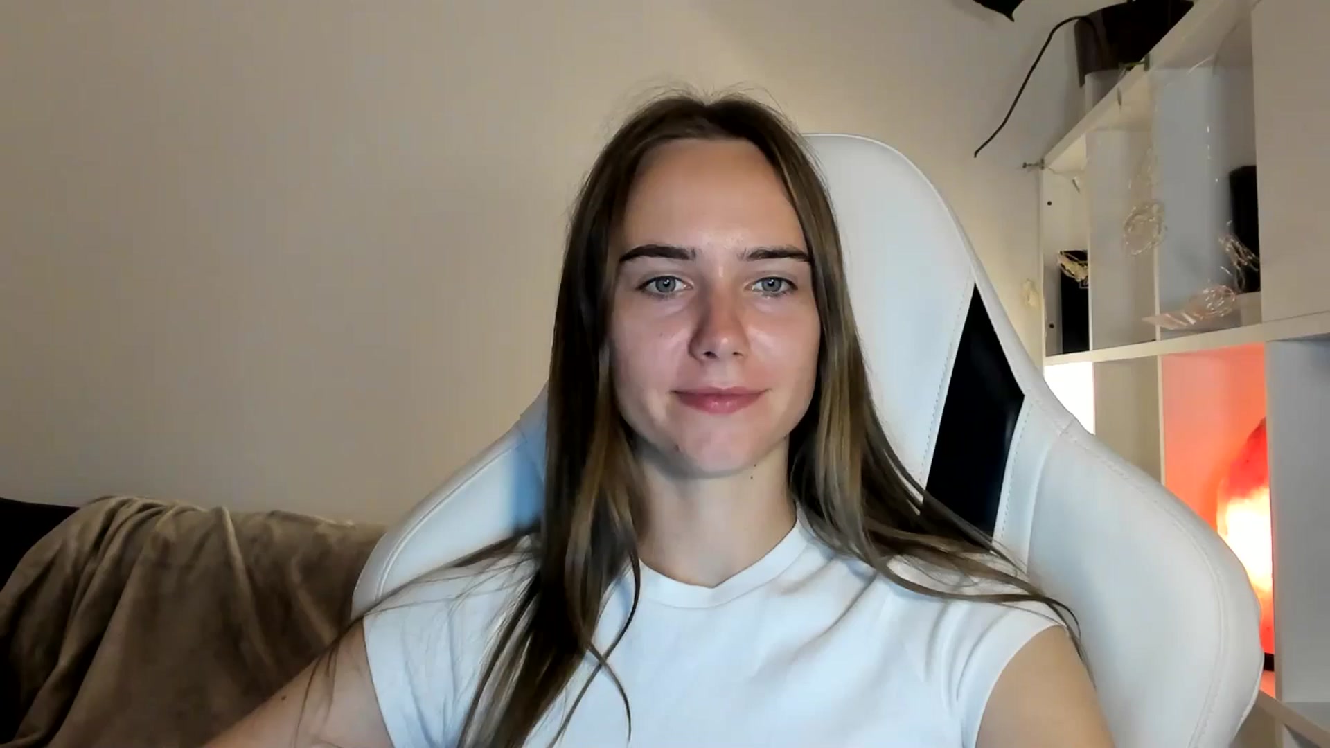 Gallery image thumbnail from OhAlisa's myfreecams stream on, 07/10/2025, 20:14 image 1 of 20