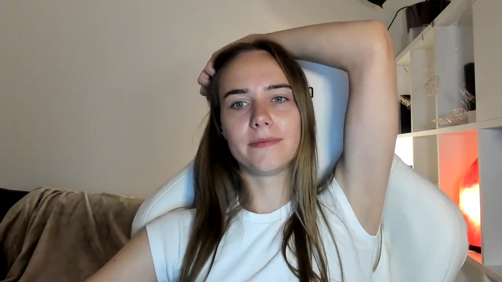 Gallery image thumbnail from OhAlisa's myfreecams stream on, 07/10/2025, 20:14 image 19 of 20