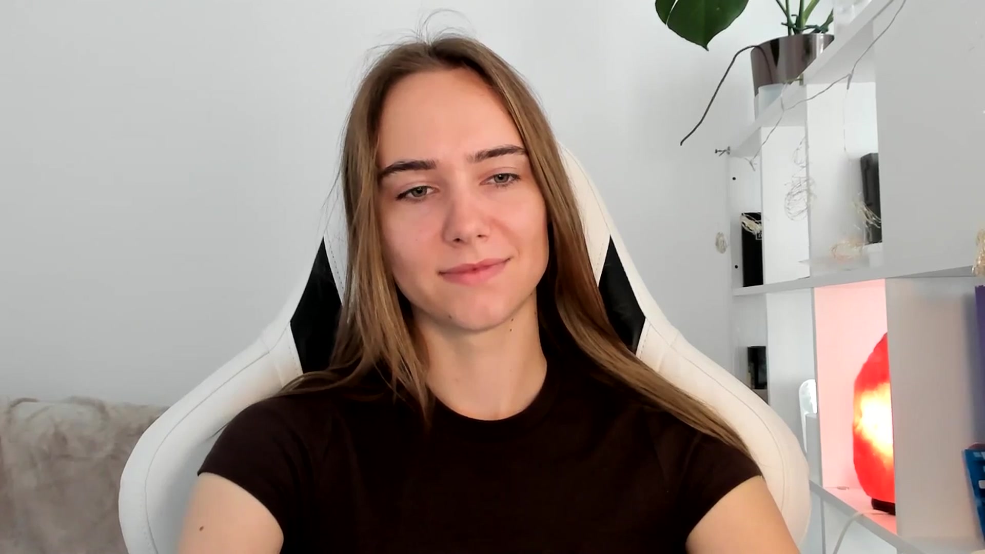 Gallery image thumbnail from OhAlisa's myfreecams stream on, 07/11/2025, 09:22 image 2 of 20