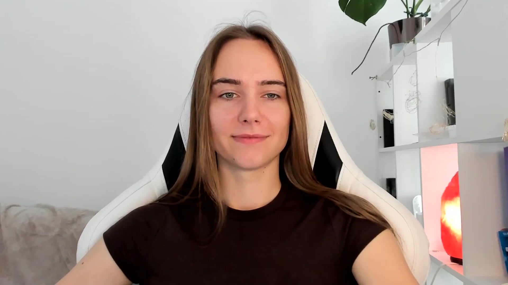 Gallery image thumbnail from OhAlisa's myfreecams stream on, 07/11/2025, 09:22 image 6 of 20